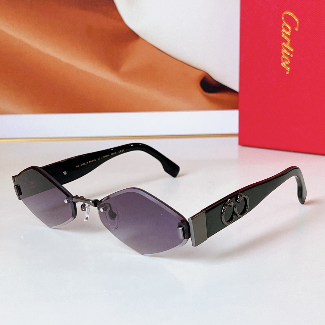  Cartier
MOD：CT0638S
Size：60口19 140
🔝🔝