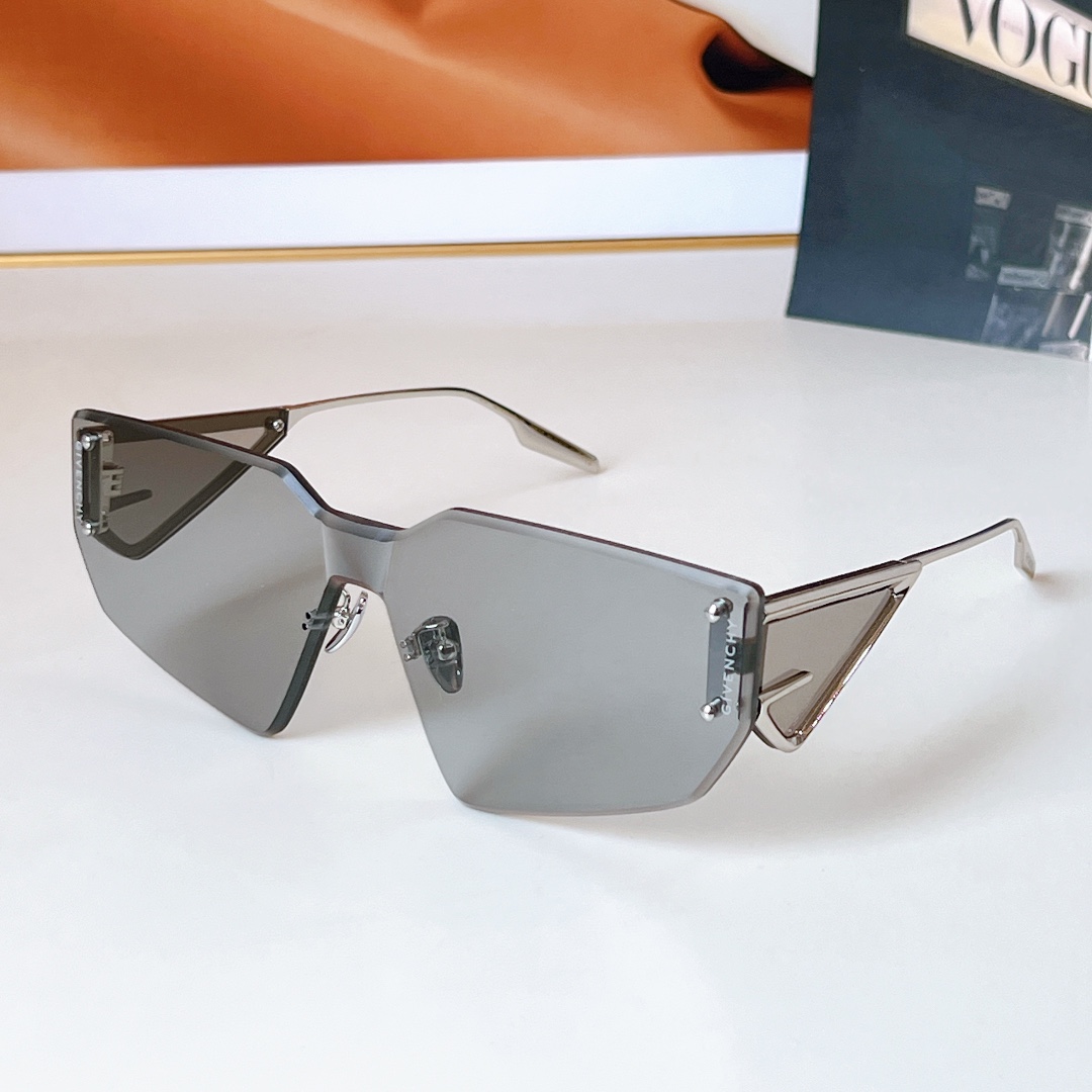  GIVENCHY
MOD：GV60016U
Size：147口0 138
🔝🔝