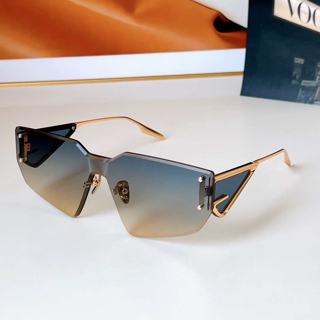  GIVENCHY
MOD：GV60016U
Size：147口0 138
🔝🔝