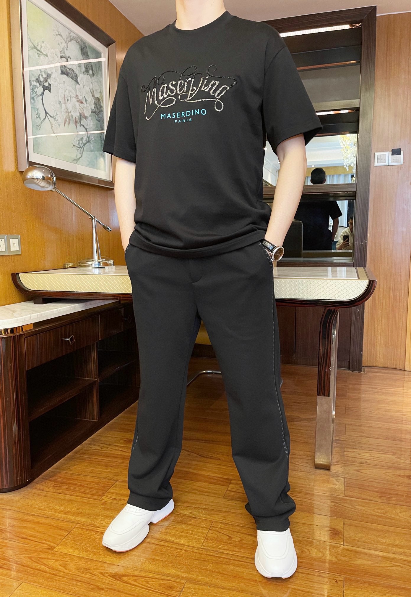 NO:136690,DINO luxury products-2025 counter latest hot T-shirt shipment, hot-selling items in European and American counters!  Selected Italian imported fine cotton fabrics with fashionable designs, exquisite brand logo on the chest to show the charm You are definitely worthy of having. Number 48-56 (model 173/130 wears 48, with Hong Kong Lane Crawford gift box packaging), tees, t-shirt, alexander wang19860909DINO奢品-2025专柜最新爆款T恤出货 欧美专柜热销单品！精选意大利进口精棉面料搭配时尚的设计,胸前精致的品牌标志彰显韵味 您绝对值得拥有.码数48-56（模特173/130穿48,配香港连卡佛礼盒包装）,,tees，t-shirt,alexander wang,Men's clothing