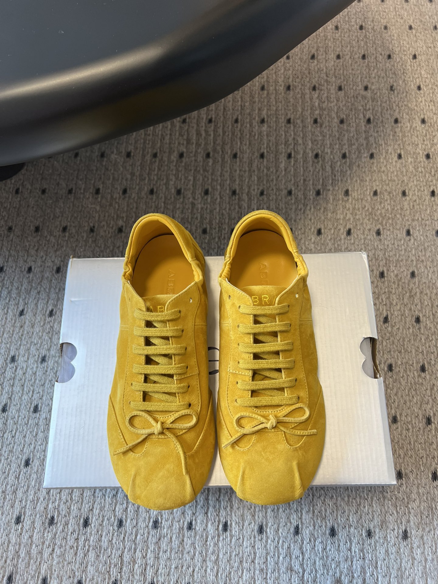 ABRA Suede Ballet Flats with Bow - Sweet & Punk Spring Style