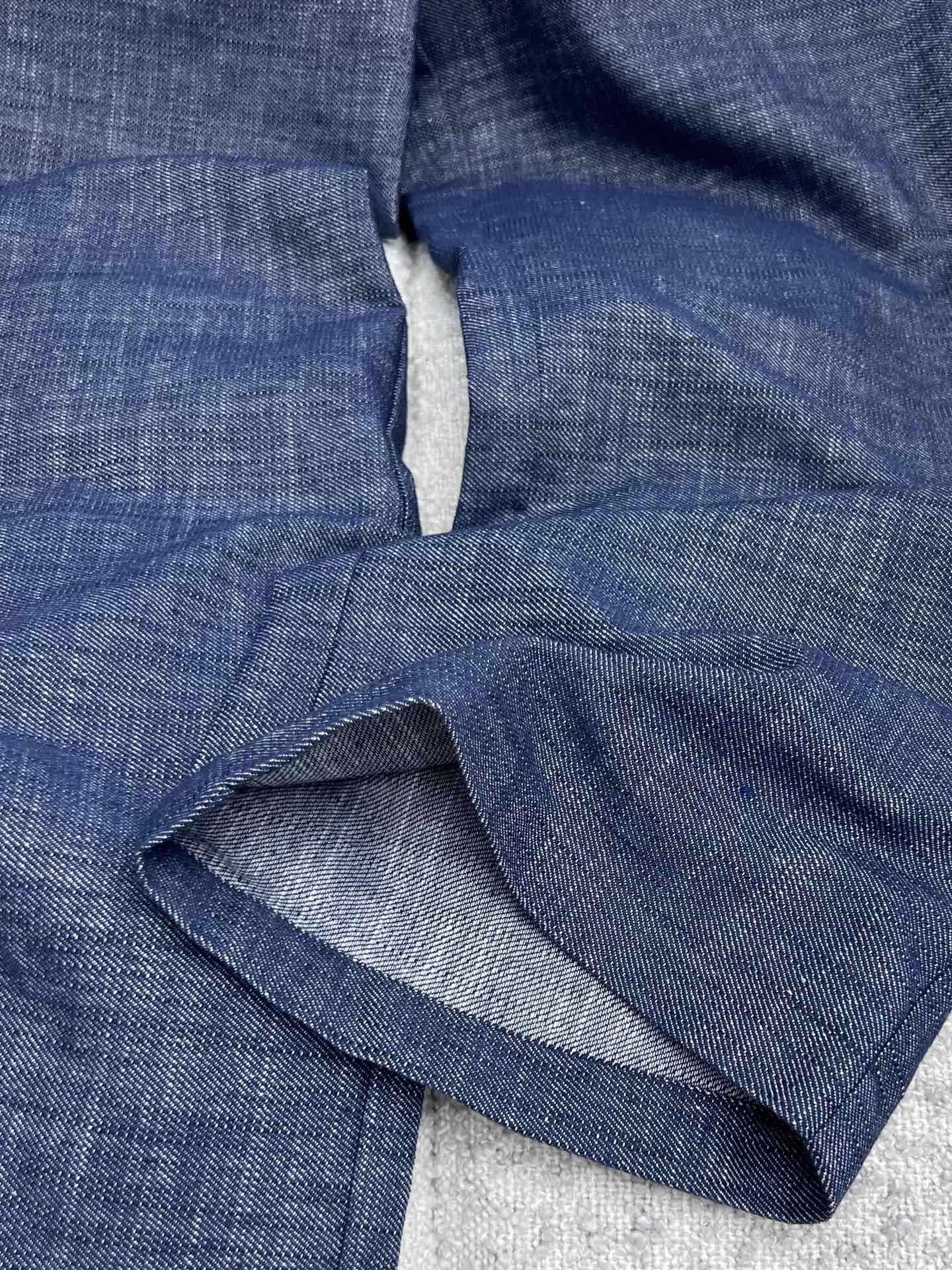 Loro*抽绳亚麻阔腿裤选用亚麻混纺棉质面料制作上身非常舒服 零压感高腰阔腿版型显瘦不挑人 休闲舒适的老
