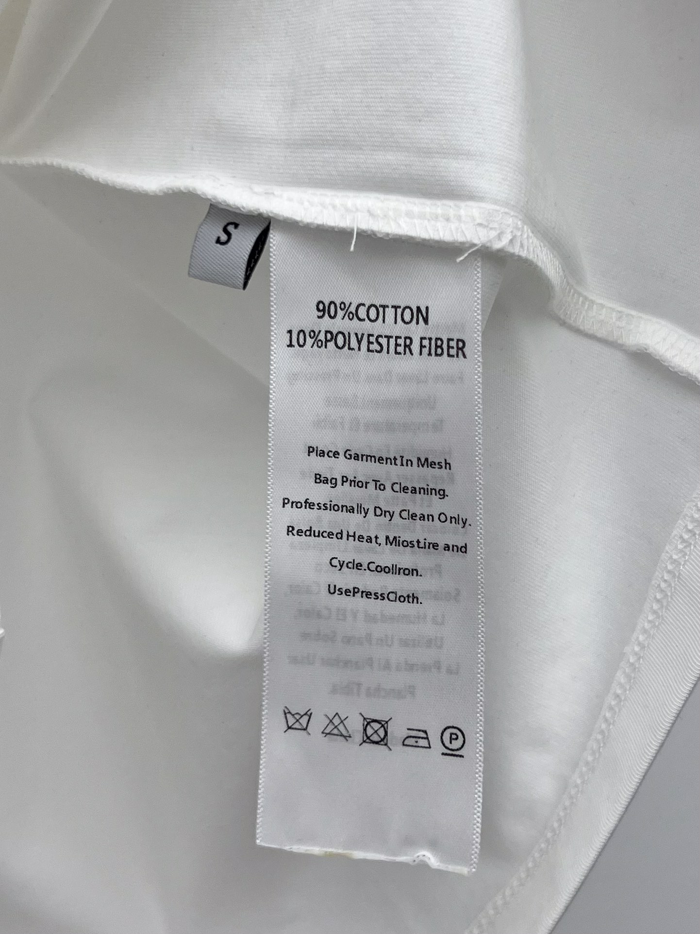 Loro Pian* Embroidered Badge T-shirt Elevates Simple Design with Beauty and Cuteness - 图片 9