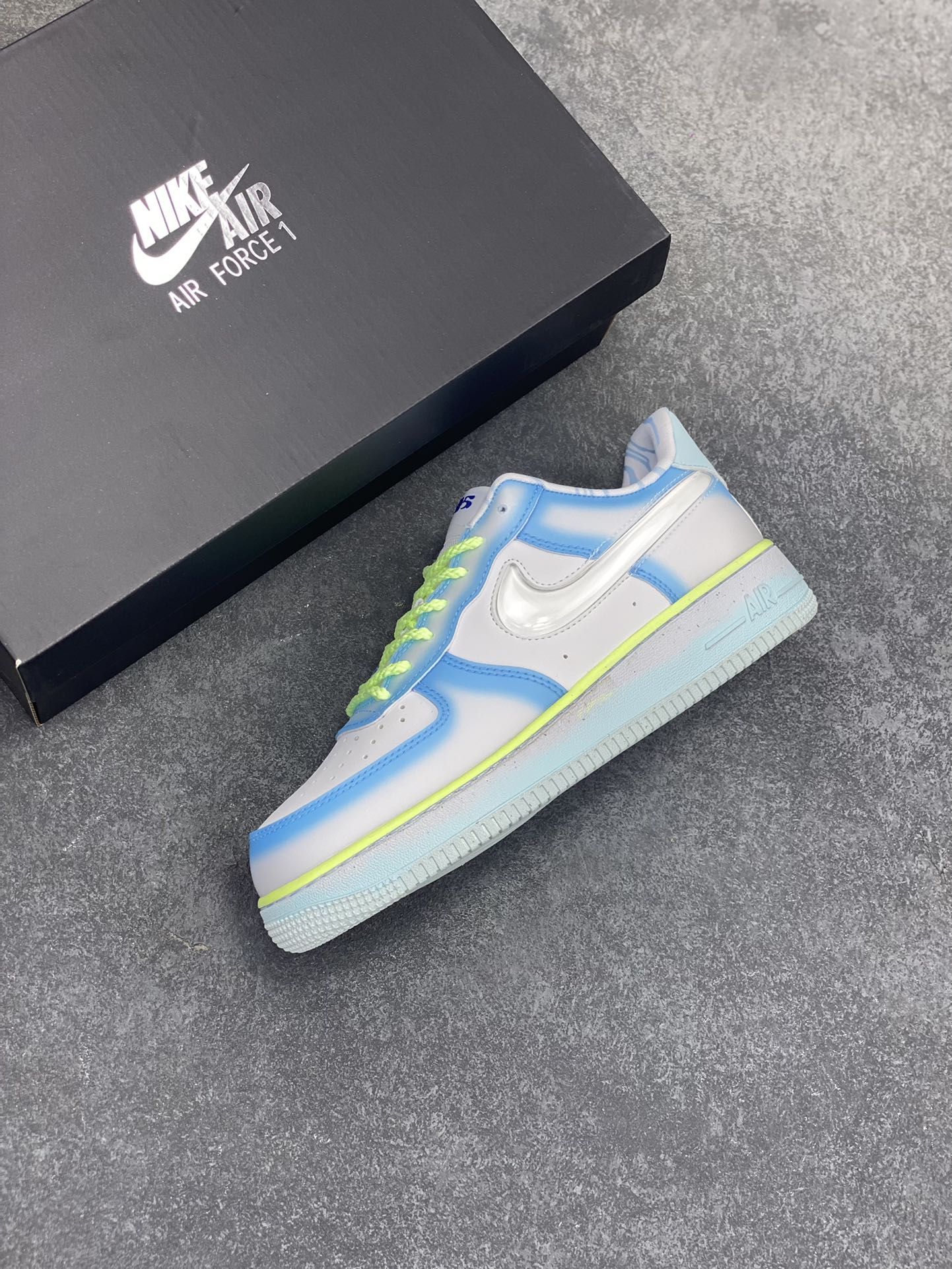 图片[7]-NK Air Force 1 空军一号 果冻蓝 原楦头原纸板 打造纯正空军版型#专注外贸渠道 全掌内置蜂窝气垫 #原盒配件 原厂中底钢印、拉帮完美 货号：HJ4399-400 尺码：36 36.5 37.5 38 38.5 39 40 40.5 41 42 42.5 43 44 44.5 45-选品中心