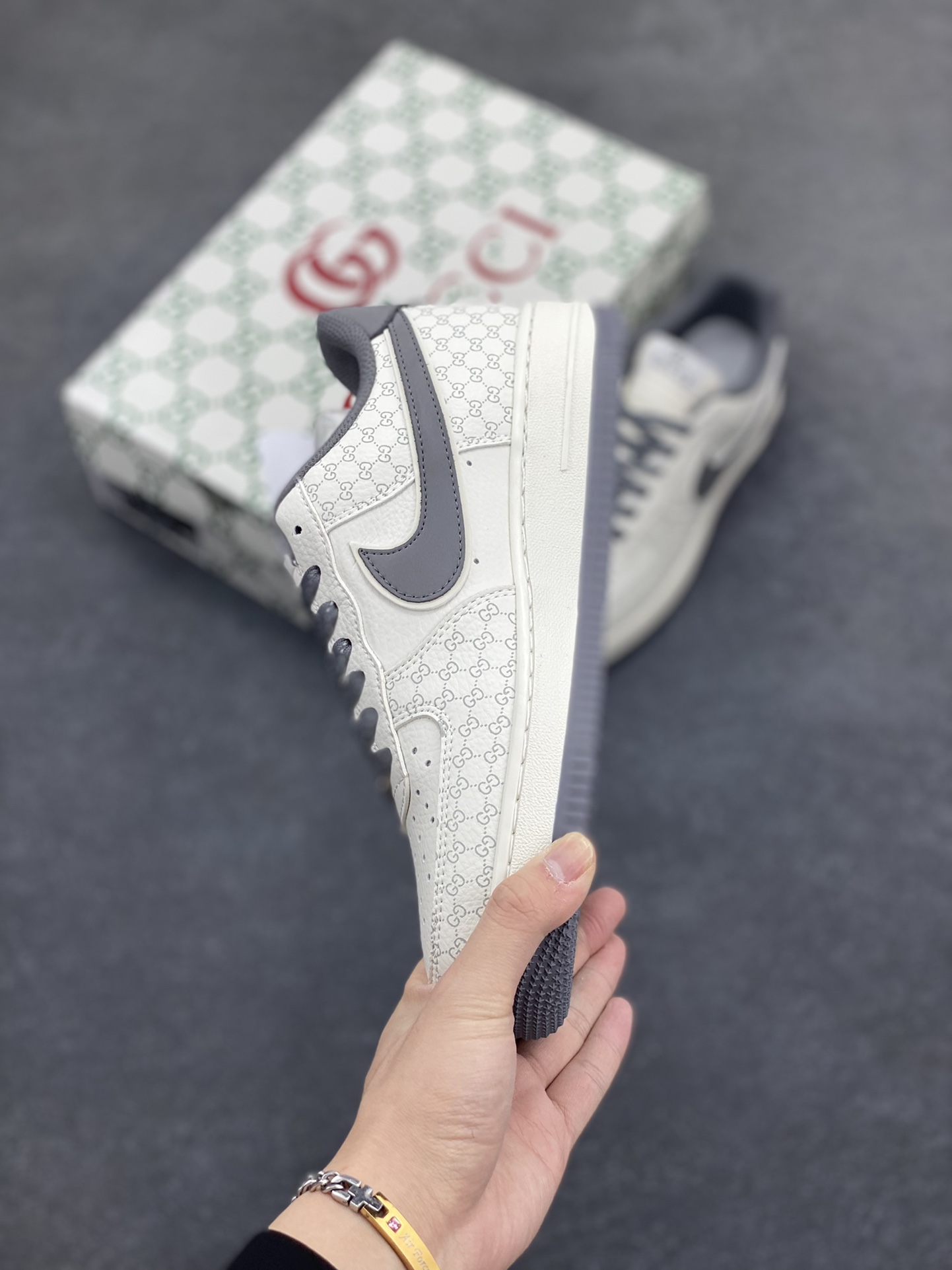 图片[3]-NIke Air Force 1 \’07 Low “古驰联名——经典灰花纹”空军一号 低帮 运动鞋 休闲鞋 折边针车 工艺难度大 原楦头原纸板 原装鞋盒 定制五金配件 内置全掌气垫 原厂鞋底 货号：CS5288-003 尺码：36 36.5 37.5 38 38.5 39 40 40.5 41 42 42.5 43 44 44.5 45-选品中心