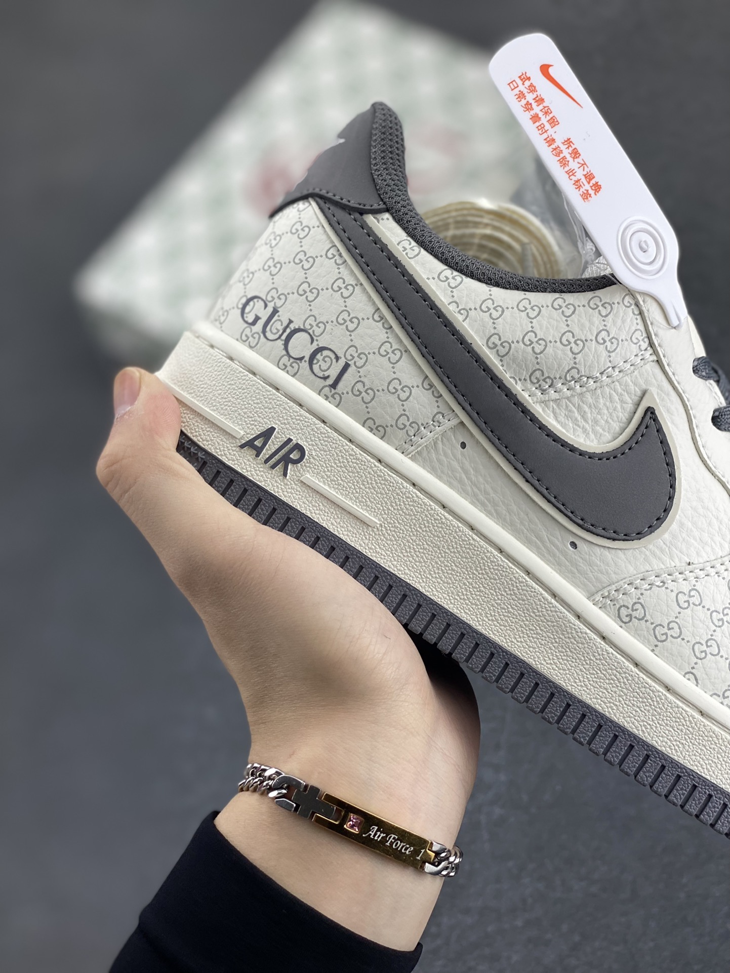 图片[6]-NIke Air Force 1 \’07 Low “古驰联名——经典灰花纹”空军一号 低帮 运动鞋 休闲鞋 折边针车 工艺难度大 原楦头原纸板 原装鞋盒 定制五金配件 内置全掌气垫 原厂鞋底 货号：CS5288-003 尺码：36 36.5 37.5 38 38.5 39 40 40.5 41 42 42.5 43 44 44.5 45-选品中心