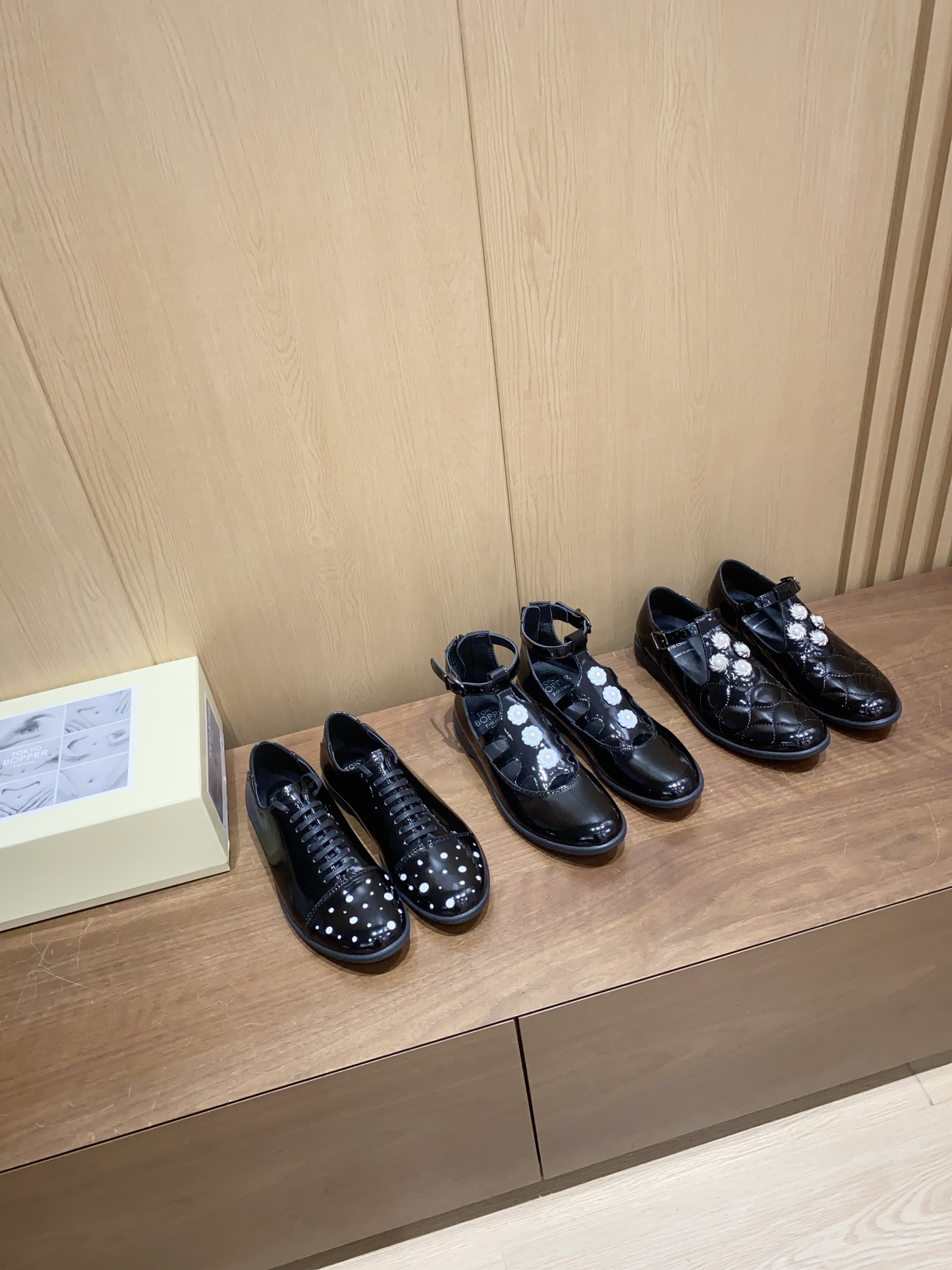 NO:246284,Style combination picture, single shoes19860909款式组合图,单鞋,Women's Shoes