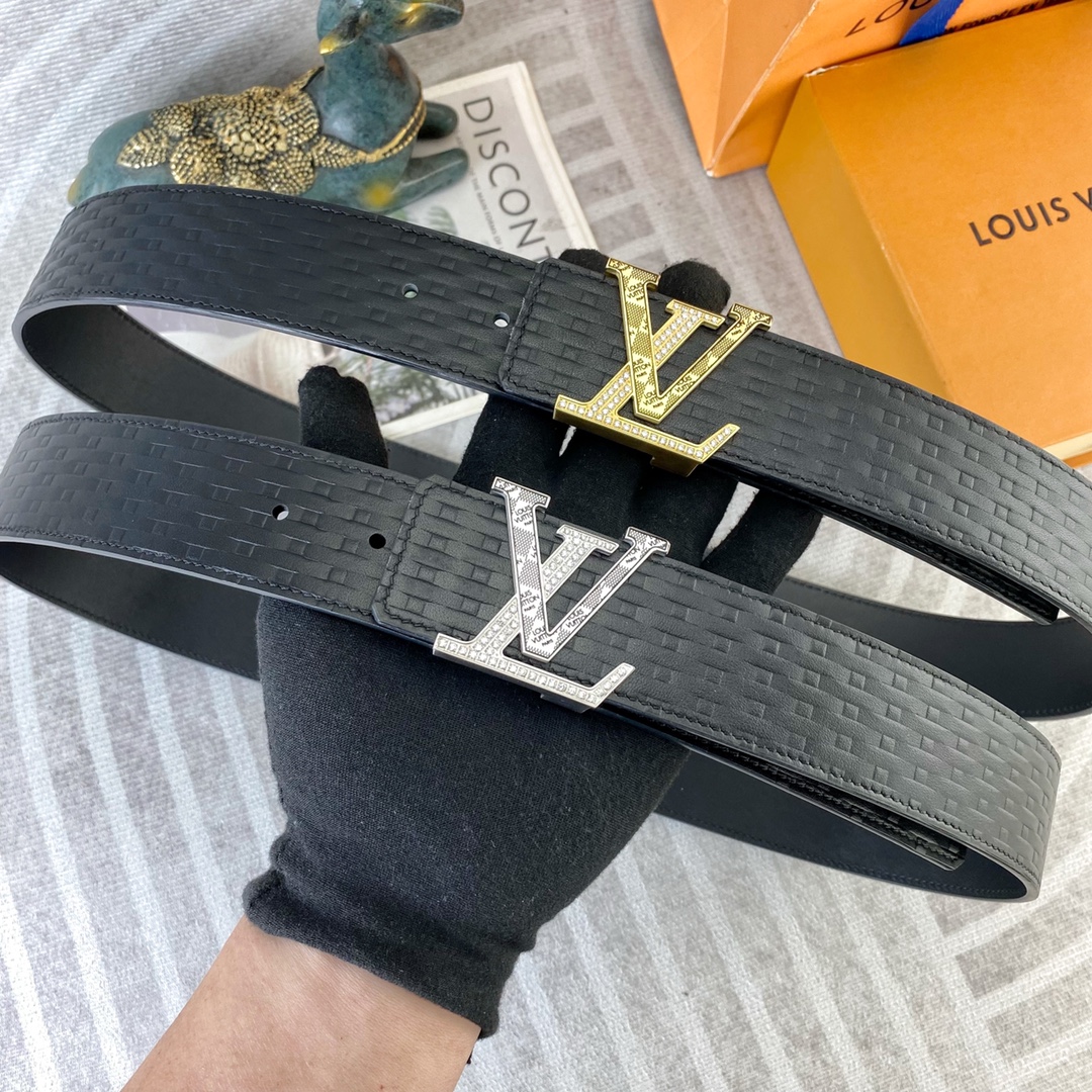 LV💕 特种皮腰带系列 ，原厂五金精品不锈钢扣，手感柔软舒适 宽3.8CM。