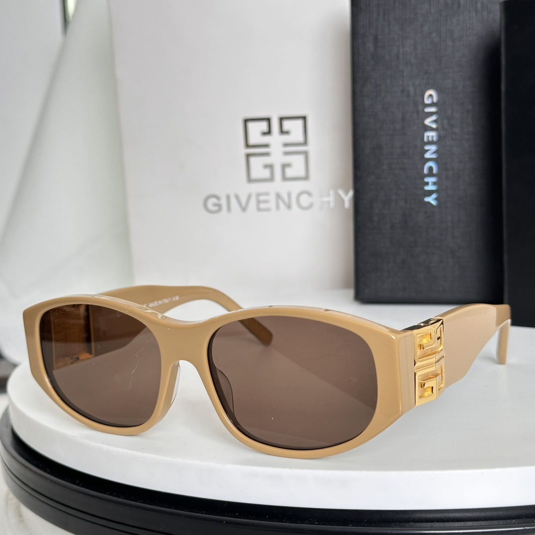  ‼️𝐆𝐈𝐕𝐄𝐍𝐂𝐇𝐘.4G系列
· 一体式鼻托 gv40054I
徽标五金镜腿 logo金属铰链
重工