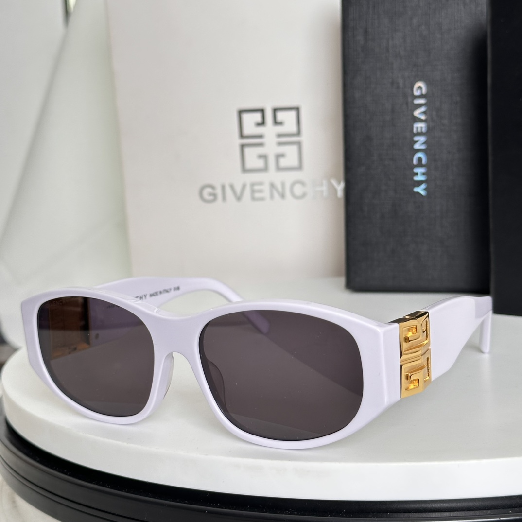  ‼️𝐆𝐈𝐕𝐄𝐍𝐂𝐇𝐘.4G系列
· 一体式鼻托 gv40054I
徽标五金镜腿 logo金属铰链
重工