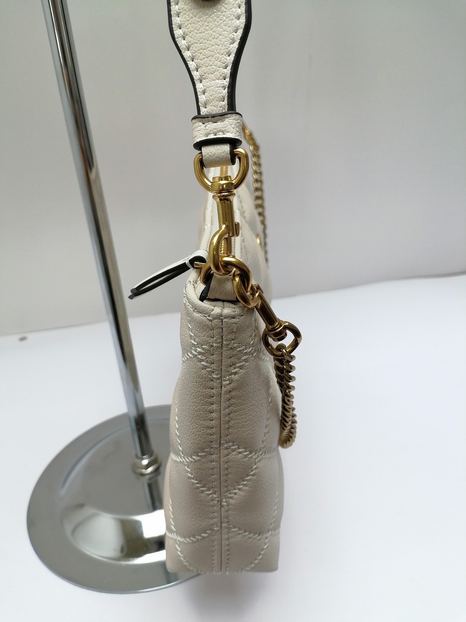 Tory Burch ～651#Tory burch新款斜挎包 有双肩带 配有可调节顶部提柄 可手提单肩斜挎 随心变换背法