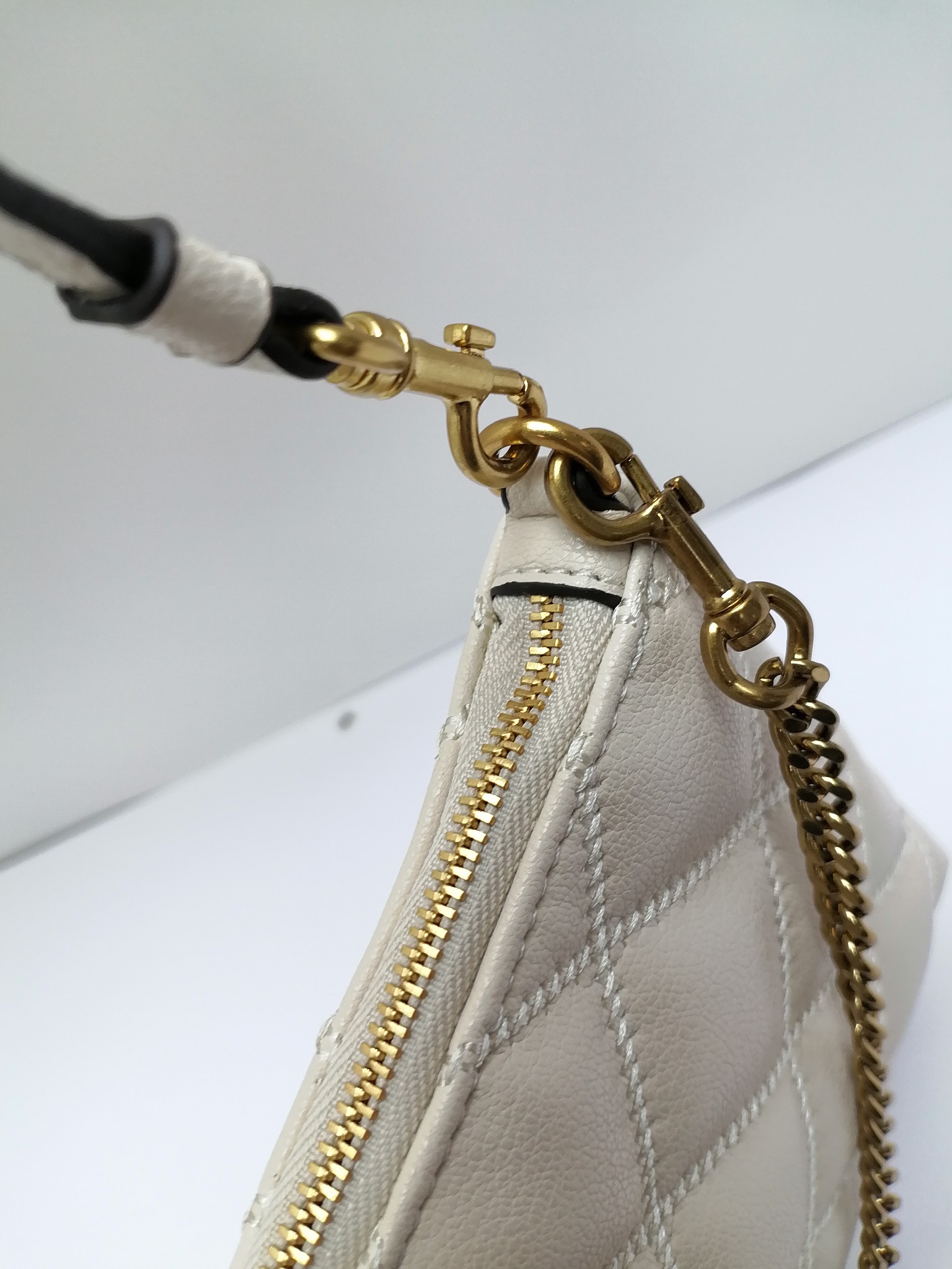 Tory Burch ～651#Tory burch新款斜挎包 有双肩带 配有可调节顶部提柄 可手提单肩斜挎 随心变换背法