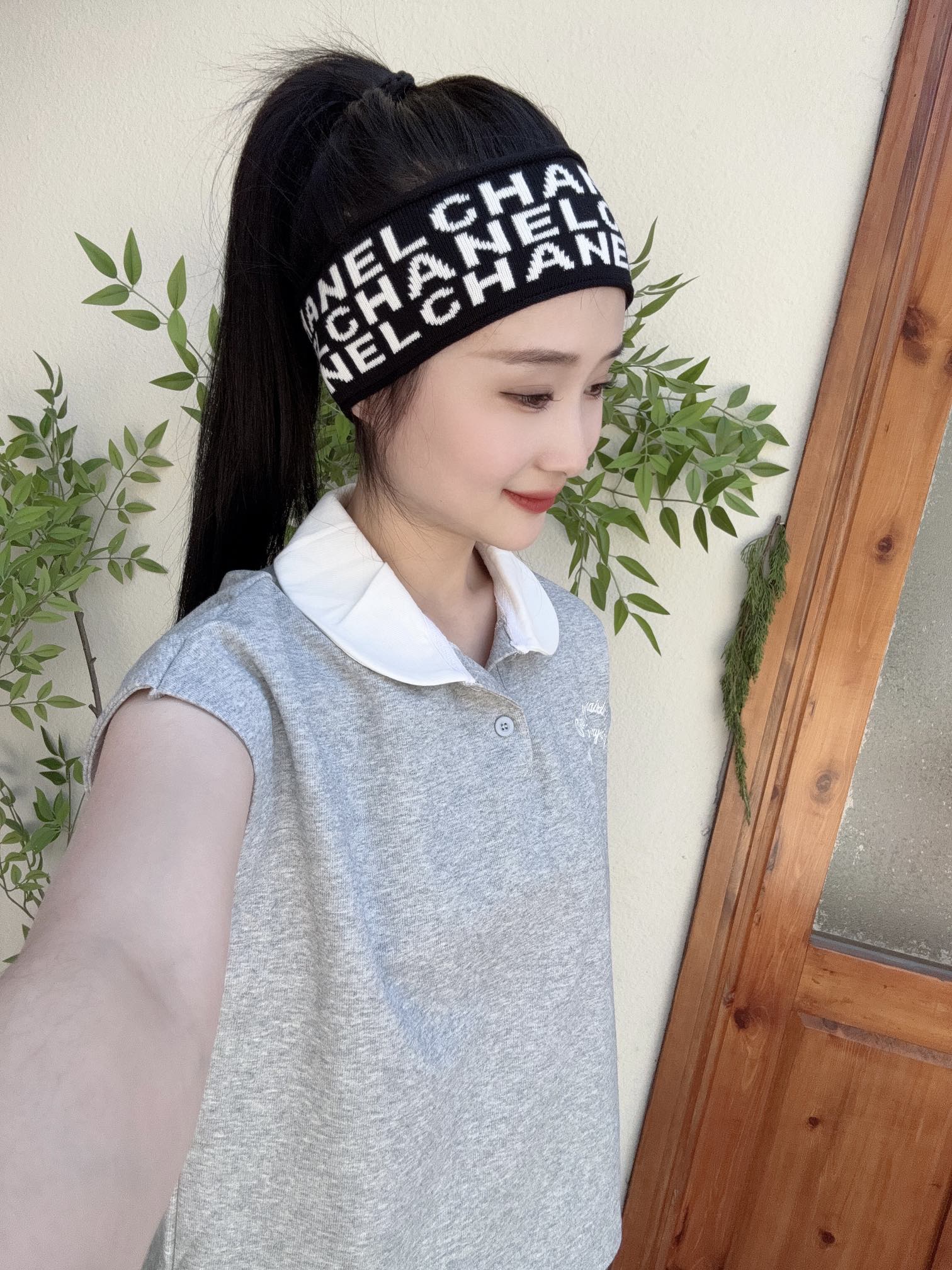 NO:227602,Chanel CHANEL official website headband, gentle and tough knitted hairband beauty, fitness hairband, styling hairband!  Whether it is exercise or fitness, traveling or styling, they are the only fashion combination that is indispensable!  Having it is equivalent to adding a lot of color to yourself and showing your youthful vitality and temperament!  Hat Straw Hat Fisherman Hat Baseball Hat, Hats, Chanel, Chanel, espadrilles, hats19860909香奈儿CHANEL官网发带,温柔而坚韧的针织发带之美 健身发带,造型发带！无论运动还是健身,出门旅游还是造型设计,都是唯一少不了的时尚搭配！拥有它,等于给自己增添许多色彩,更显青春活力与气质！帽子草帽渔夫帽棒球帽,帽子,chanel,chanel,espadrilles,hats,hat