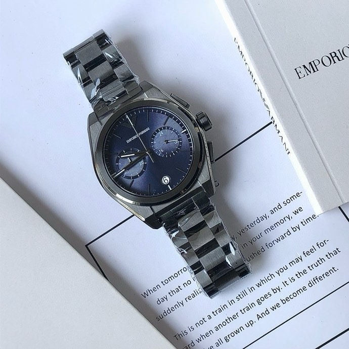 Часы Emporio Armani