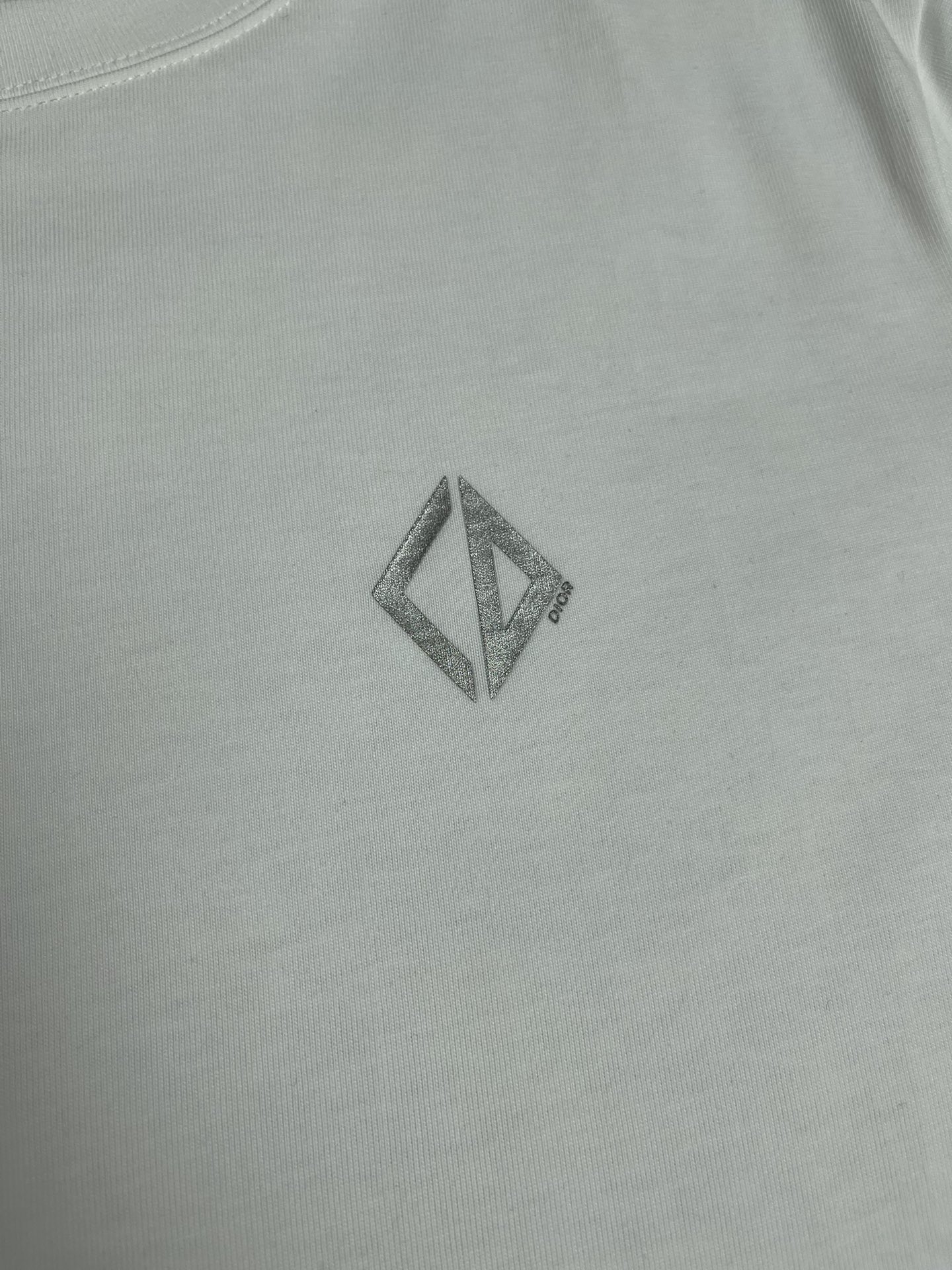 Dior CD Diamond White Cotton T-Shirt | Short Sleeve Crew Neck Tee 5 i1744357111 1295 3