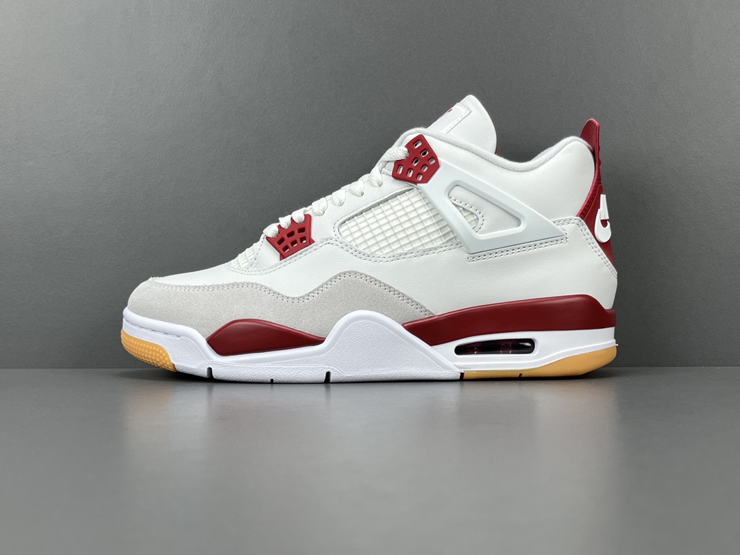 
【纯原版 AJ4】Nike SB x Jordan Air Jordan 4 “Varsity Red