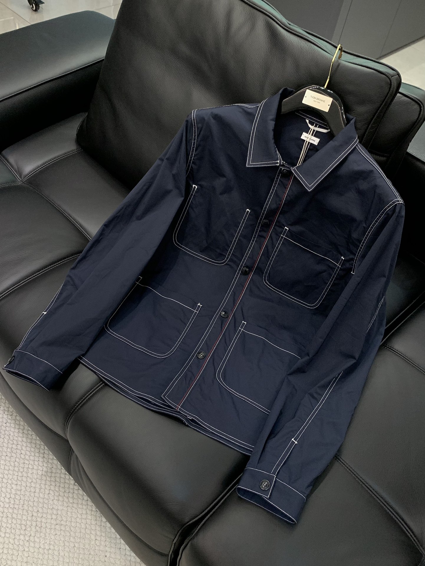 NO:138407,,Thom Browne Tom Brown, the latest spring products, fashionable casual jackets, the counter is available at the same time, original singles are made, imported original fabric, excellent comfort, top-grade printing craft letter pattern logo, extremely high grade, calm and versatile, handsome and stylish, digits 1-4, thom browne, jackets & coats, alexander wang19860909,Thom Browne 汤姆·布朗 ,春季最新品,时尚休闲外套,专柜同步有售,原单狠货,采用进口原版面料,舒适度极佳,顶级印花工艺字母图案logo,档次极高,从容百搭,上身帅气有型,码数1-4,,thom browne,jackets & coats,alexander wang,Men's clothing