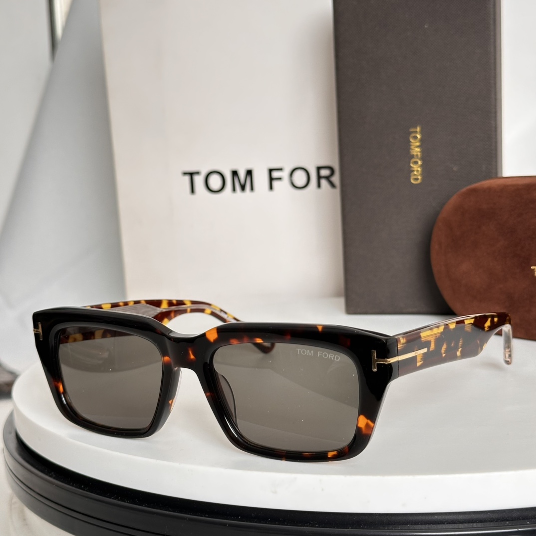  ‼️TOM FOR*官网原版一比一
汤姆福*ModelFT1199潮流时尚界的领军大牌牌，受很多时髦达