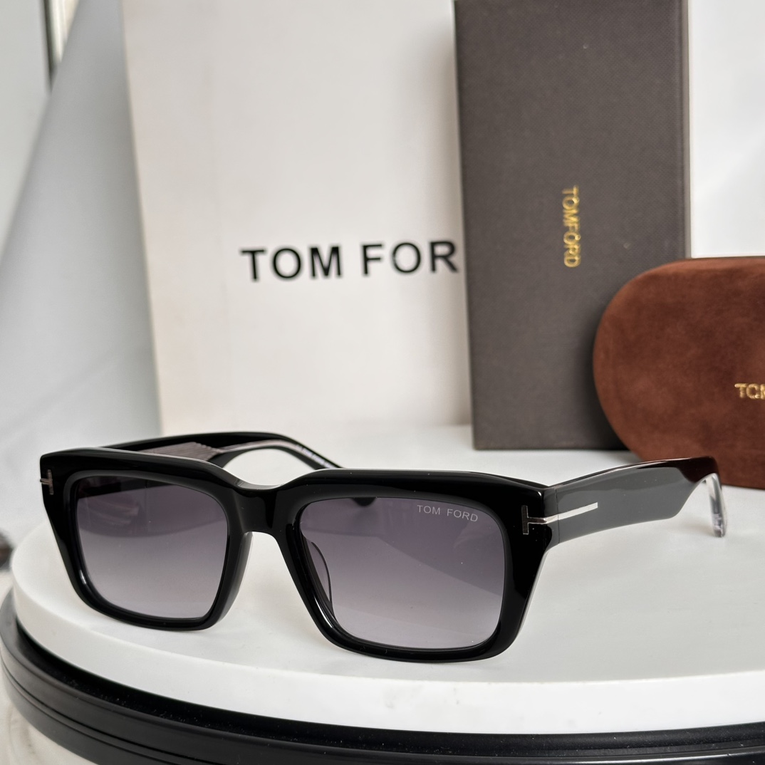  ‼️TOM FOR*官网原版一比一
汤姆福*ModelFT1199潮流时尚界的领军大牌牌，受很多时髦达