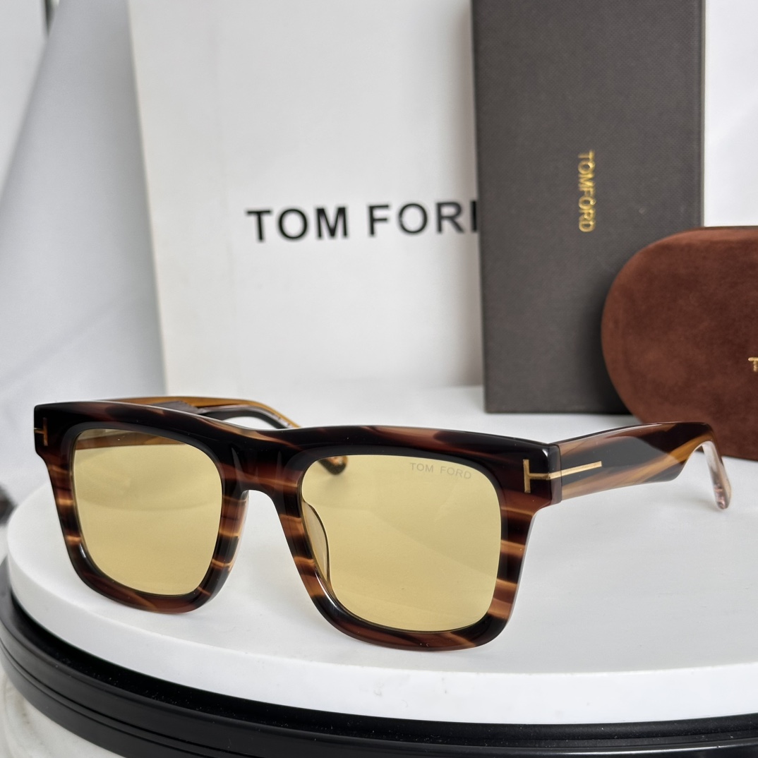  ‼️TOM FOR*新款
官网原版一比一
汤姆福*ModelFT1200潮流时尚界的领军大牌牌，受很多