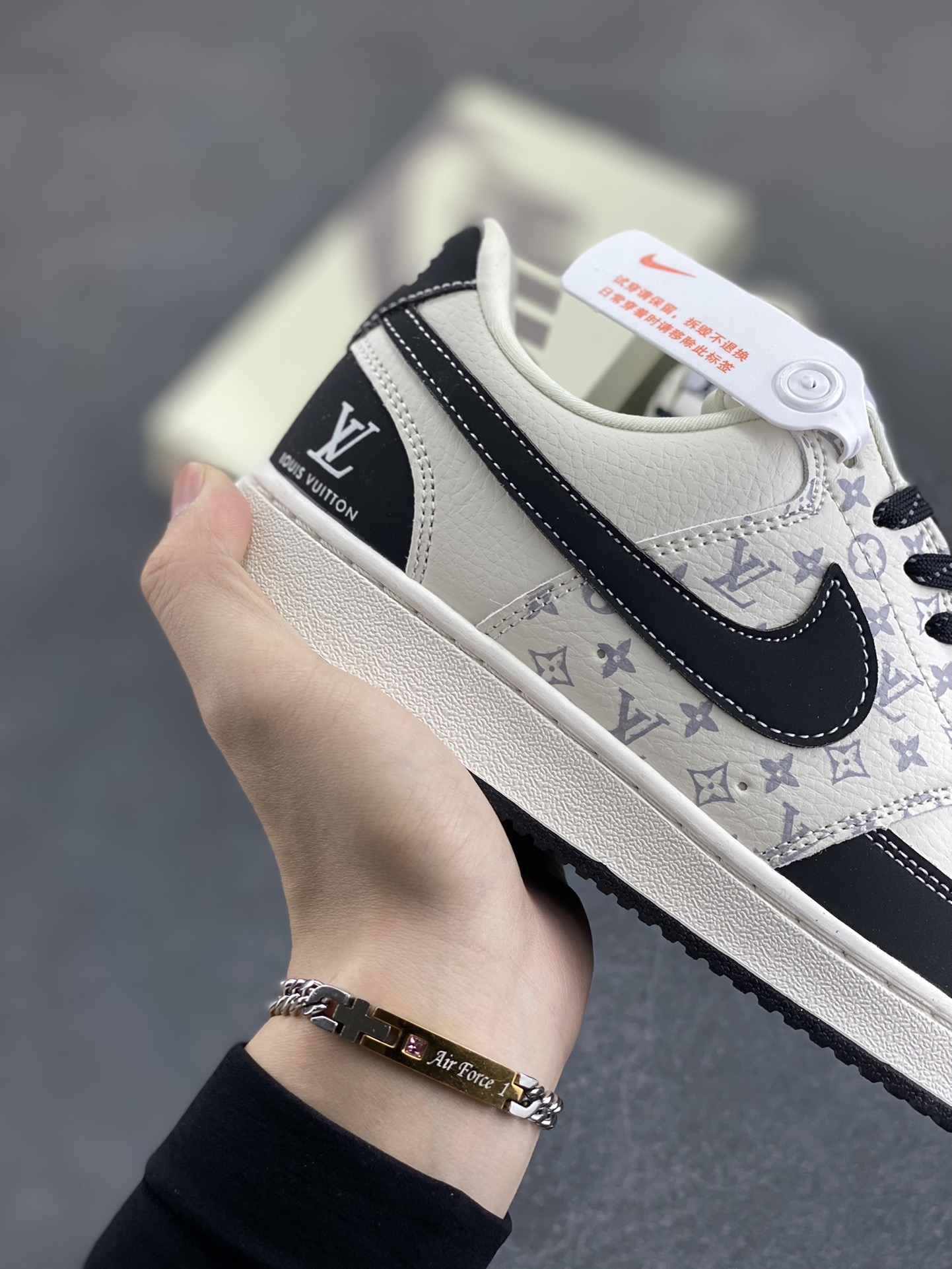 图片[6]-NIKE EBERNON Low prm 小空军低帮百搭透气休闲运动板鞋 独家头层版本 原数据独家私模大底 纯正版型 清洁度完美 货号：FD5188-666 尺码：36 36.5 37.5 38 38.5 39 40 40.5 41 42 42.5 43 44 44.5 45-选品中心