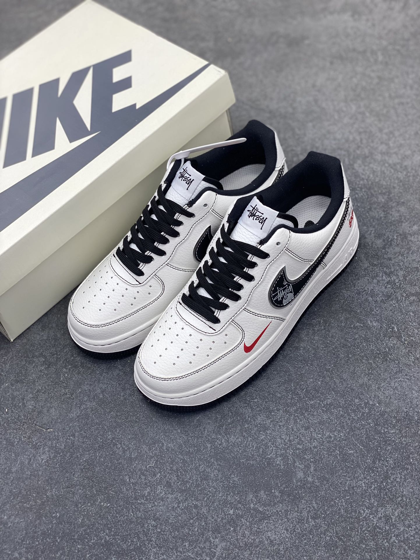图片[8]-NIke Air Force 1 \’07 Low “斯图西联名”空军一号 低帮 运动鞋 休闲鞋 折边针车 工艺难度大 原楦头原纸板 原装鞋盒 定制五金配件 内置全掌气垫 原厂鞋底 货号：DQ6628-154 尺码：36 36.5 37.5 38 38.5 39 40 40.5 41 42 42.5 43 44 44.5 45-选品中心