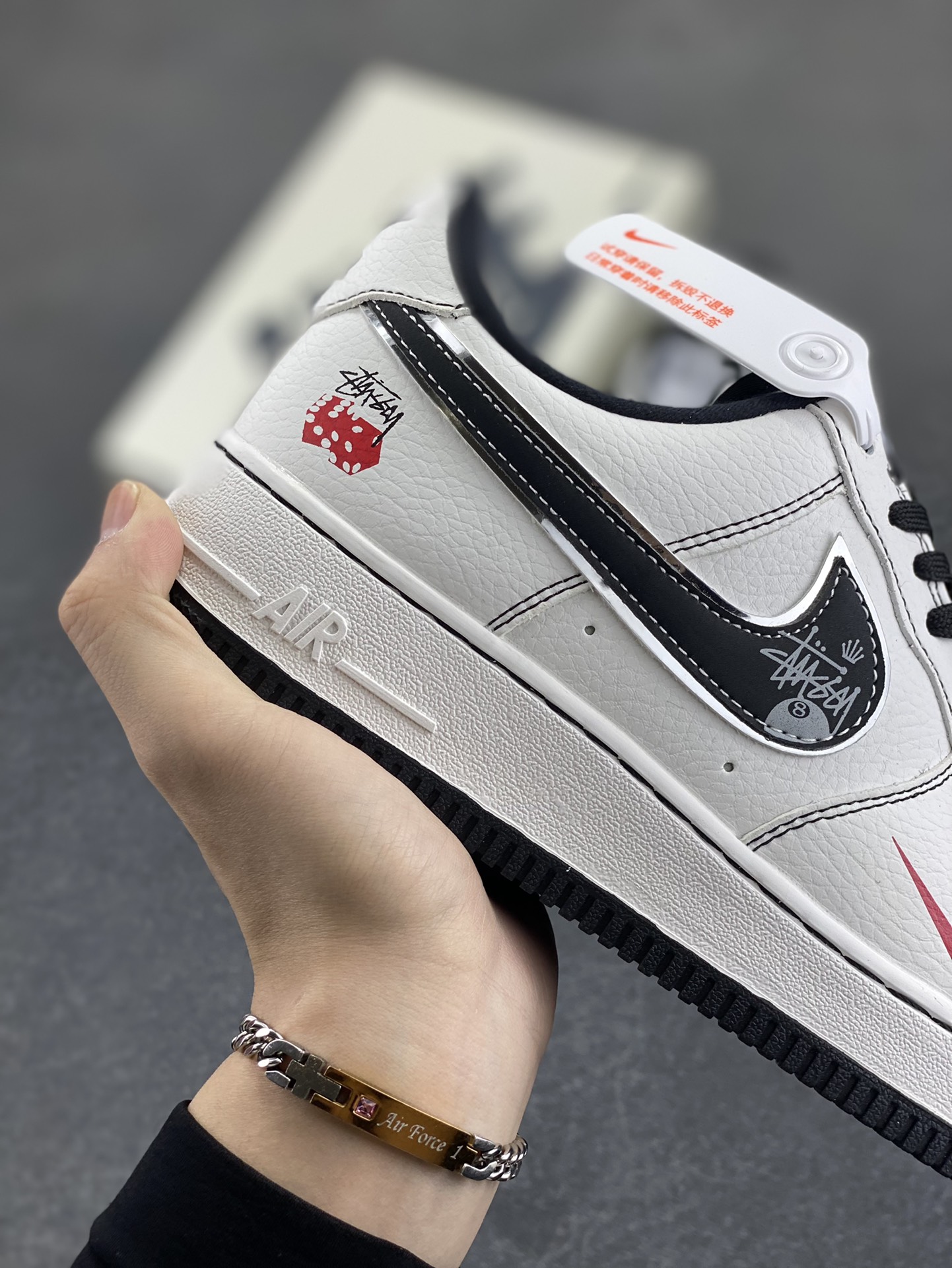 图片[6]-NIke Air Force 1 \’07 Low “斯图西联名”空军一号 低帮 运动鞋 休闲鞋 折边针车 工艺难度大 原楦头原纸板 原装鞋盒 定制五金配件 内置全掌气垫 原厂鞋底 货号：DQ6628-154 尺码：36 36.5 37.5 38 38.5 39 40 40.5 41 42 42.5 43 44 44.5 45-选品中心