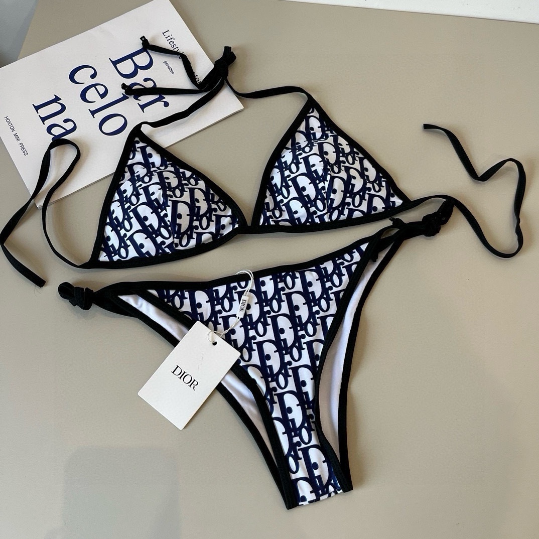 NO:304620,Dior Classic Bikini is suitable for swimsuits in many scenarios♀Seaside, swimming pool, hot spring, water park, rafting can be worn inside and outside, and the fabric is breathable and comfortable. Quick-drying elastic swimsuits are more easy to clean. S M L XL swimsuits, swimsuits, bikinis, dior, dior, swimsuits, bikinis19860909Dior迪奥 经典比基尼适合多种场景的游泳衣♀海边 游泳池 温泉 水上乐园 漂流都可以内搭外穿也完全可以 面料透气舒适.速干弹性的游泳衣更加帖肤易清洗S M L XL泳衣泳裤比基尼,泳衣，泳裤，比基尼,dior,dior,swimsuits,bikinis,accessory