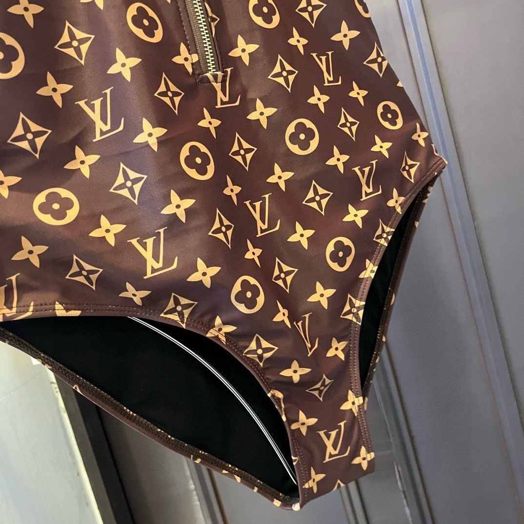 Louis Vuitton Special Grant 184 Swimsuit: Versatile Design for Various Scenarios - 图片 8