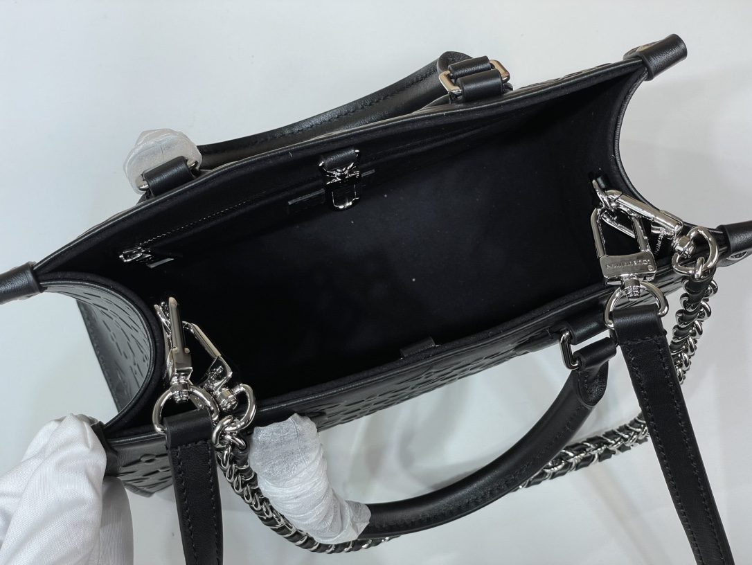 Louis Vuitton Monogram Bold 手袋lv,包 7