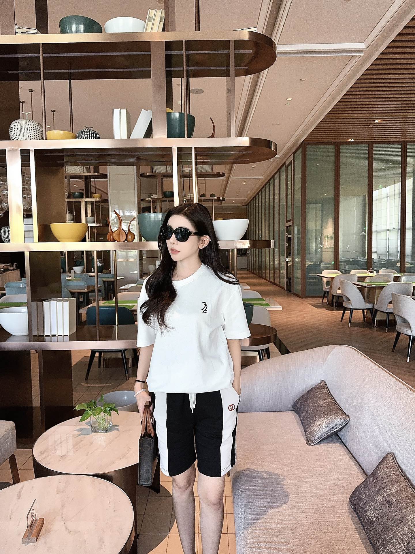 GUCCI/古驰 拼接GG刺绣字母短裤 上身效果#