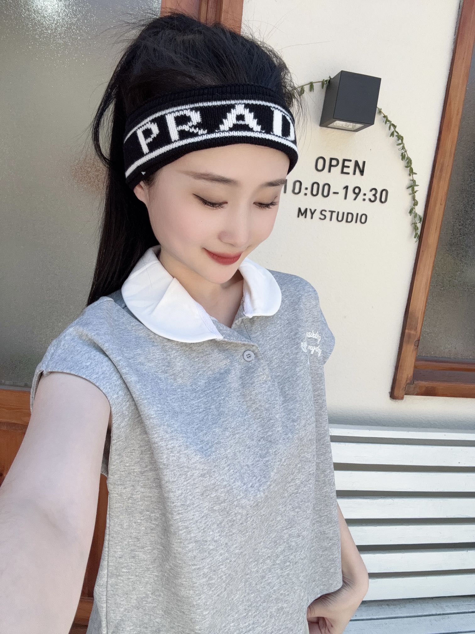 NO:227621,Prada PRADA official website headband, fitness headband, styling headband!  Whether it is exercise or fitness, traveling or styling, they are the only fashion combination that is indispensable!  Having it is equivalent to adding a lot of color to yourself and showing your youthful vitality and temperament!  Hat Straw Hat Fisherman Hat Baseball Hat, Hats, Prada, Prada, espadrilles, hats19860909普拉达PRADA 官网发带,健身发带,造型发带！无论运动还是健身,出门旅游还是造型设计,都是唯一少不了的时尚搭配！拥有它,等于给自己增添许多色彩,更显青春活力与气质！帽子草帽渔夫帽棒球帽,帽子,prada,prada,espadrilles,hats,hat