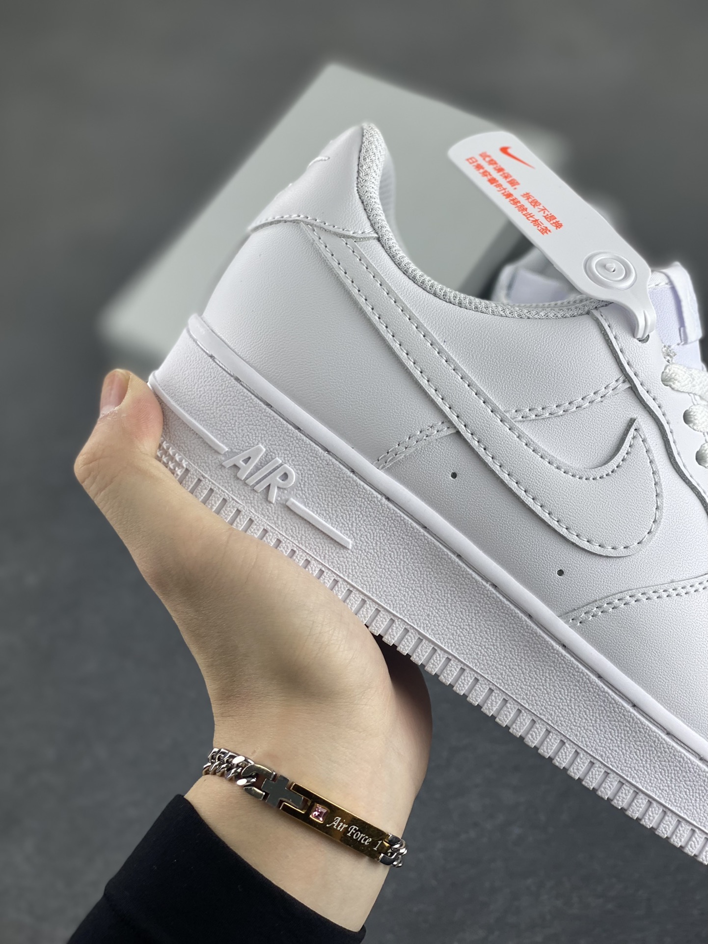 图片[6]-福利特价 ❗️ Nk Air Force 1 空军全白 纯白色 客供模具、打造最完美空军鞋型 卖了上万双好评无数，欢迎对比 货号：CW2288-111 尺码：36 36.5 37.5 38 38.5 39 40 40.5 41 42 42.5 43 44 44.5 45 46 47-选品中心