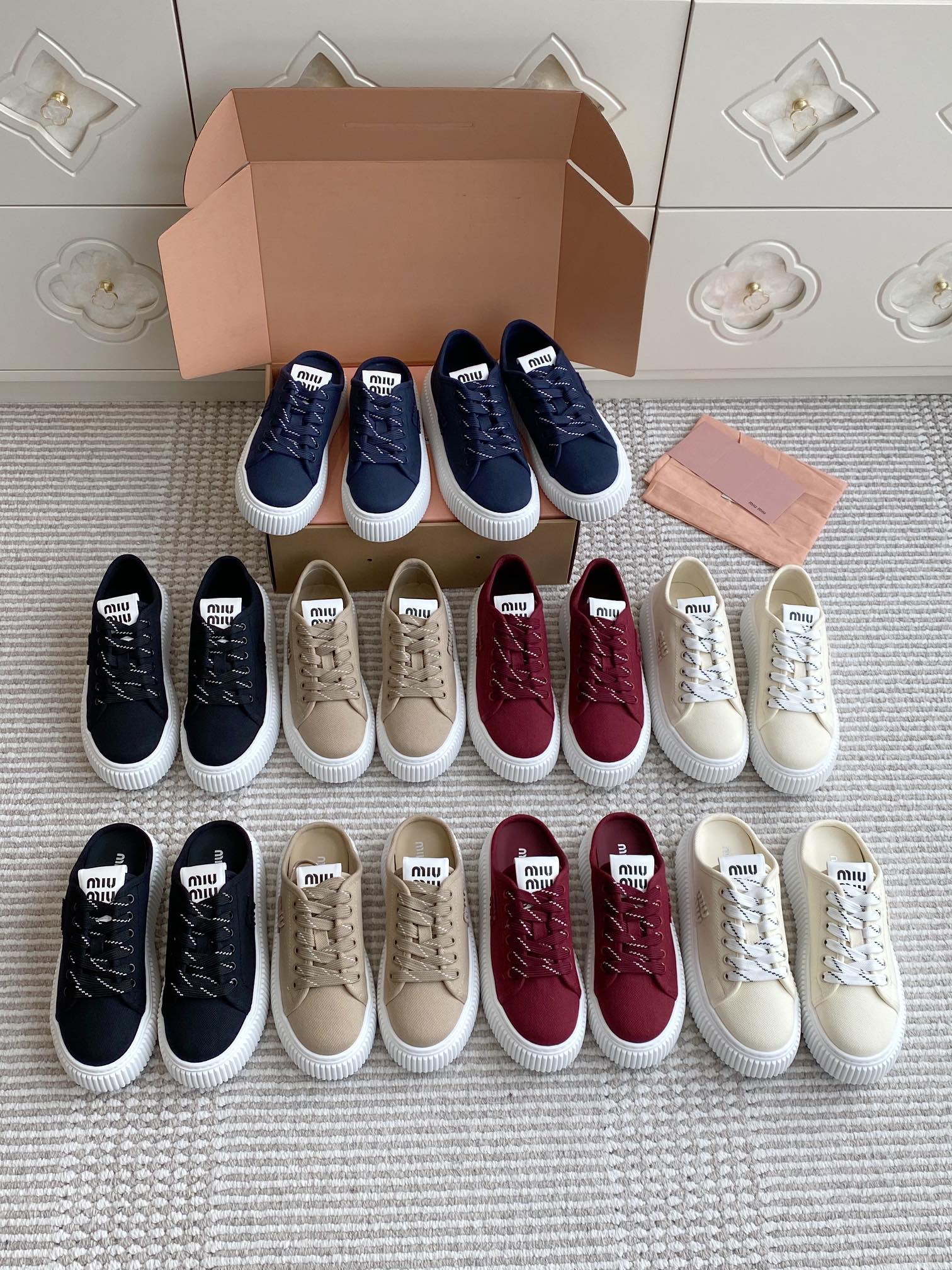 NO:403051,————Miumiu·Thick-soled canvas cookies shoes·Muller slippers·35-41, casual shoes/sports shoes semi-trails, miumiu, sneakers, slippers19860909————miumiu·厚底帆布饼干鞋·穆勒拖鞋·35-41,休闲鞋/运动鞋半拖,miumiu,sneakers,slippers,Women's Shoes