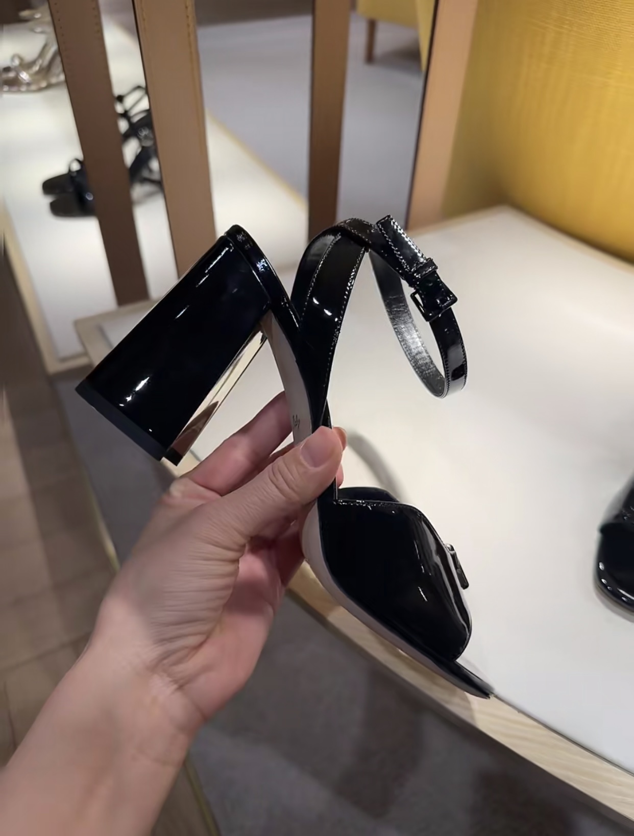 NO:403207,High heels are coming out one after another, sandals and single shoes, sandals19860909高跟陆续出,凉鞋单鞋,sandals,Women's Shoes