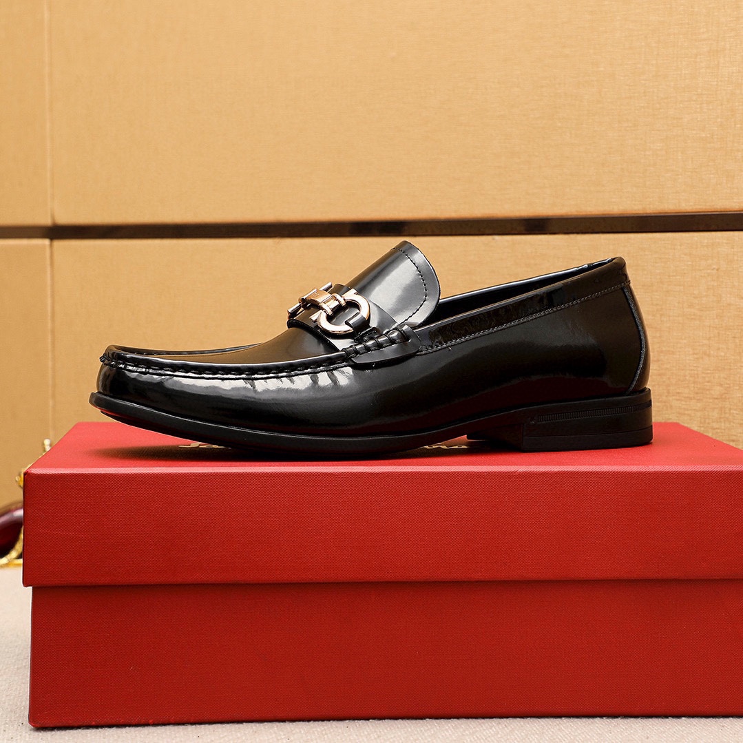 Salvatore Ferragamo Men's Leather Loafers with Buckle Detail in Multiple Colors 5 i1744425515 305 3
