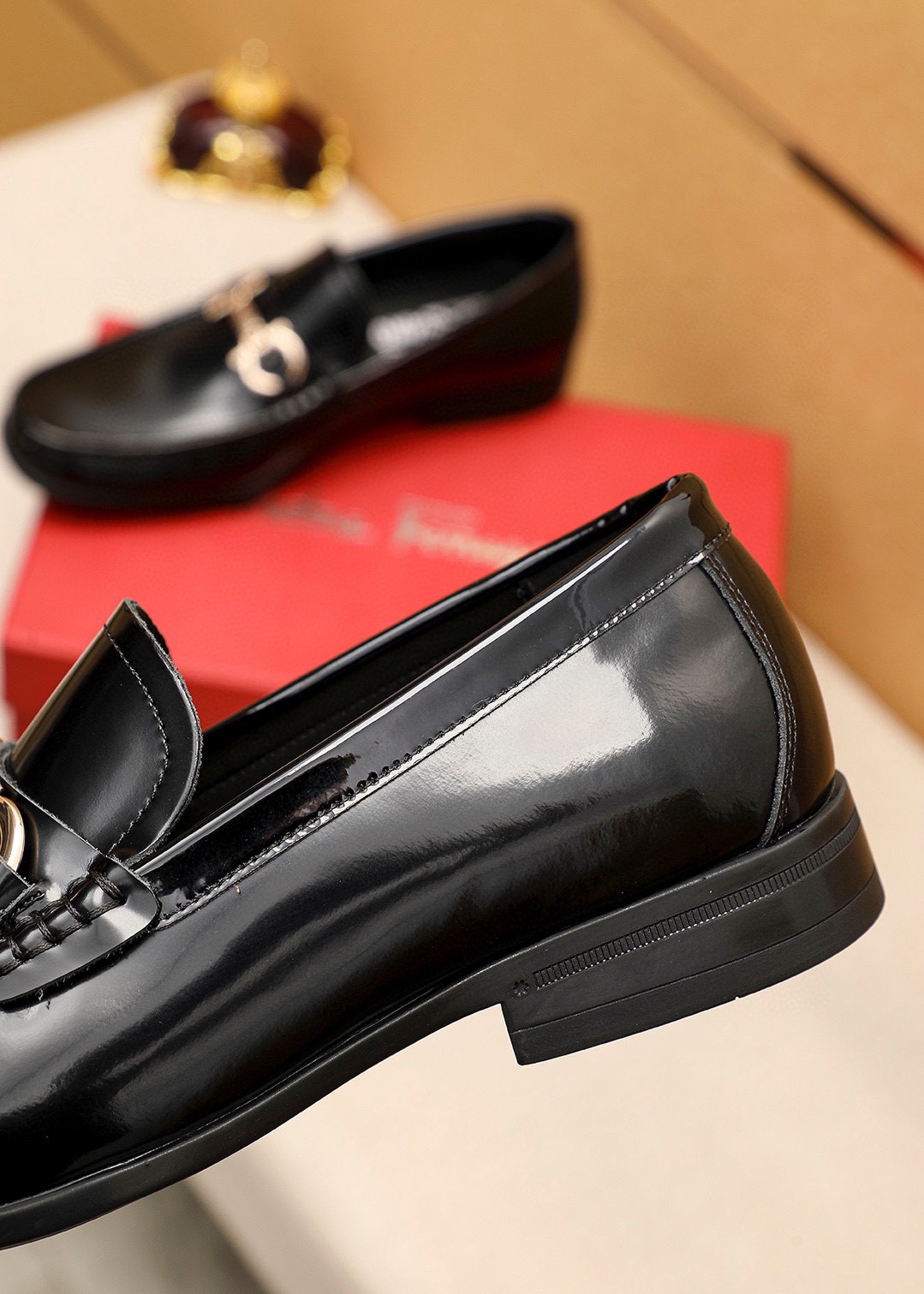 Salvatore Ferragamo Men's Leather Loafers with Buckle Detail in Multiple Colors 8 i1744425515 3298 6