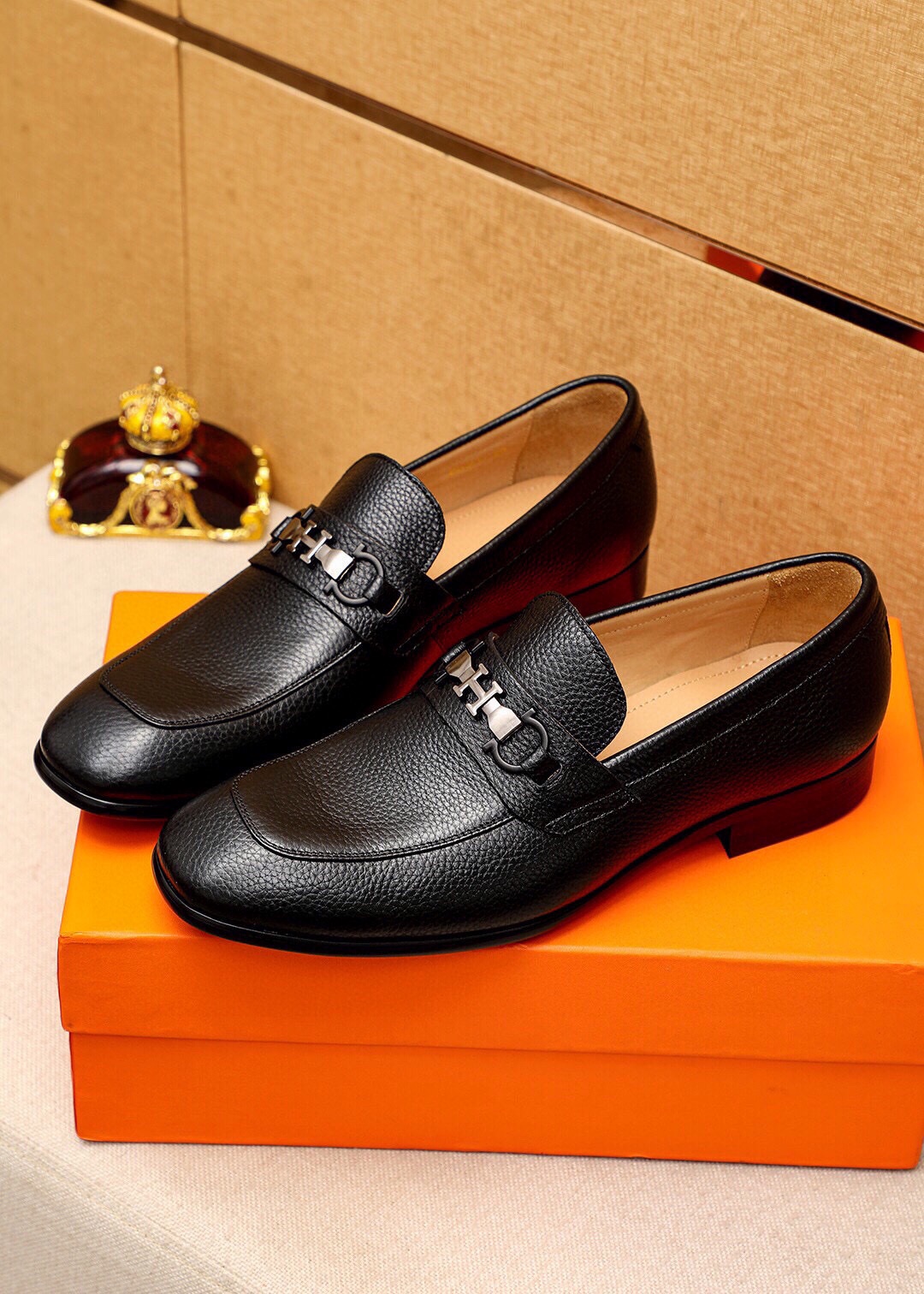 Hermes Men's Black Leather Loafers with Silver Buckle, Sizes 38-44 3 i1744426242 1610 1