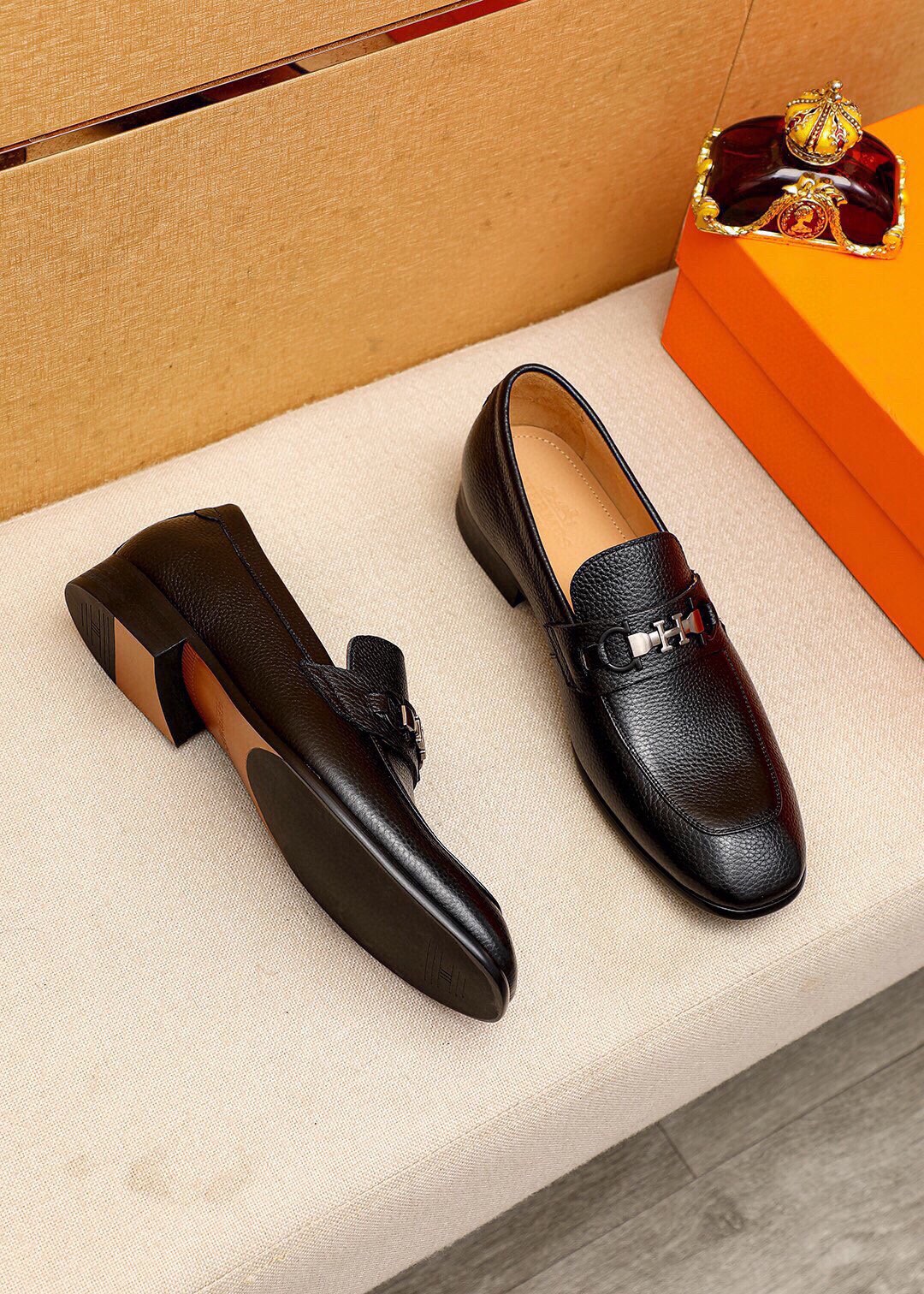 Hermes Men's Black Leather Loafers with Silver Buckle, Sizes 38-44 4 i1744426242 217 2
