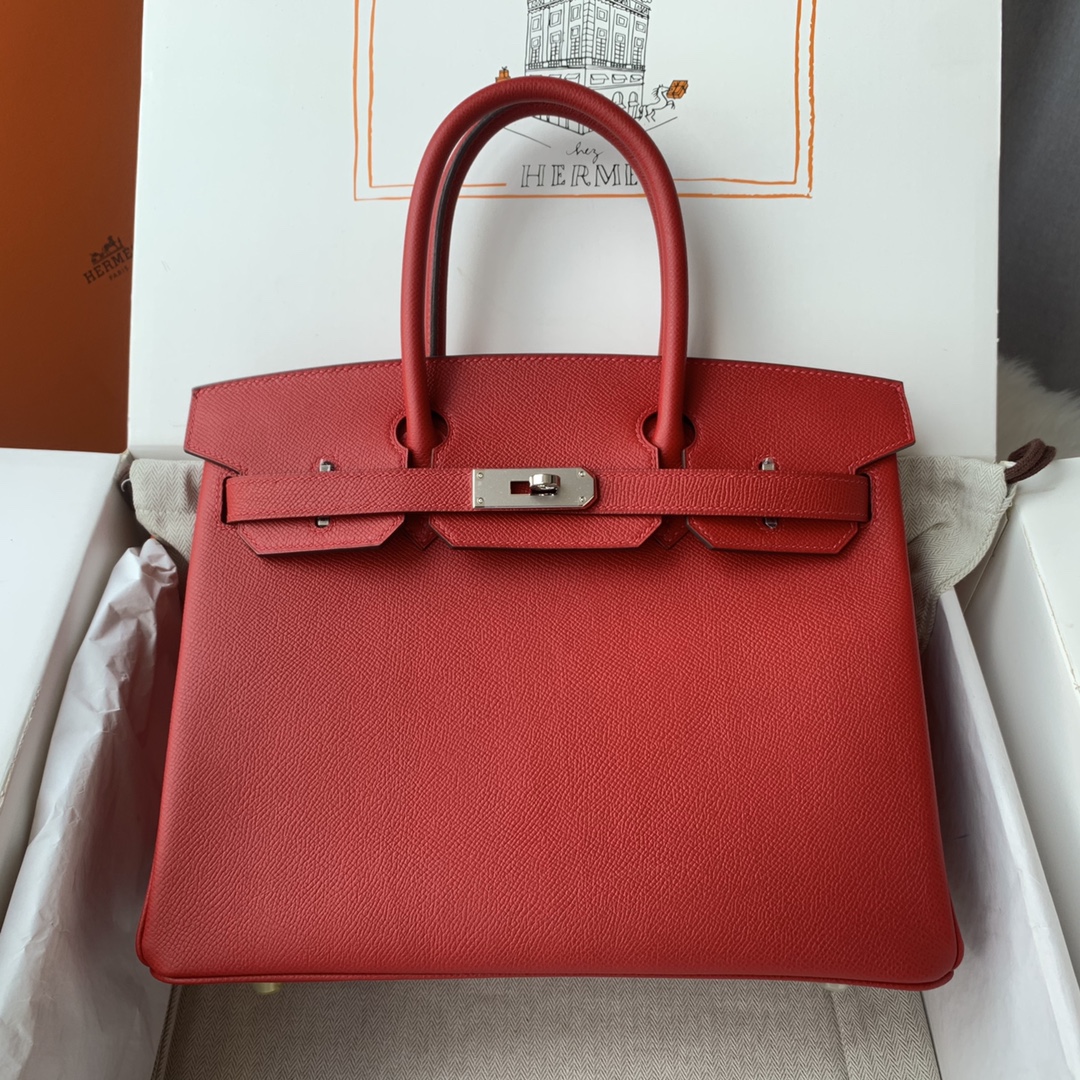 NO:698363,Birkin 30cm imported Esom leather hand-sewn with wax thread [big red] gold and silver buckle ♀♀ Booking, Hermes, hermes, Hermes,19860909Birkin 30cm 进口Esom皮 手工蜡线缝制【大红】金银扣♀♀ 预订,爱马仕,hermes,Hermes,,Bag