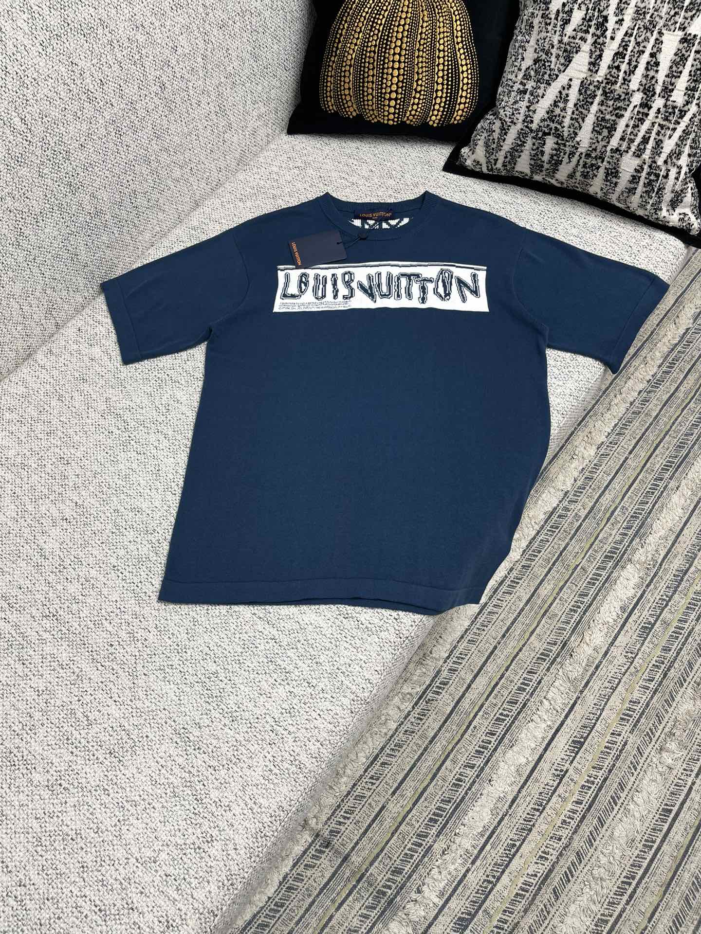 Louis Vuitton Jersey T-Shirt Blue Crew Neck Tee, Size S-XL Available 1 i1744444466 8170 0