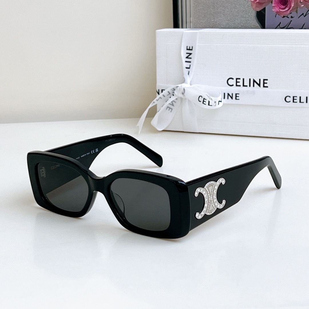  CELINE 满钻凯旋门款
MOD：CL40288 
SIZE：53口17-145
🔝🔝