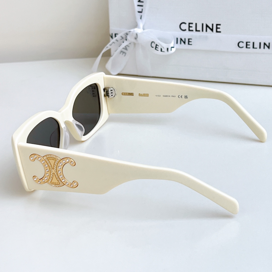  CELINE 满钻凯旋门款
MOD：CL40288 
SIZE：53口17-145
🔝🔝