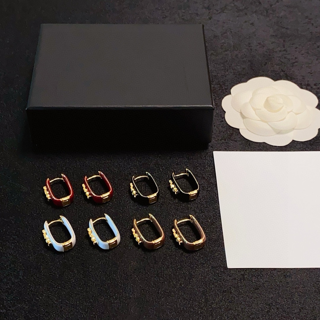 Saint Laurent 小红书推荐 新款YSL圣罗兰棕色、新年红色、白色、棕色耳钩耳环耳钉