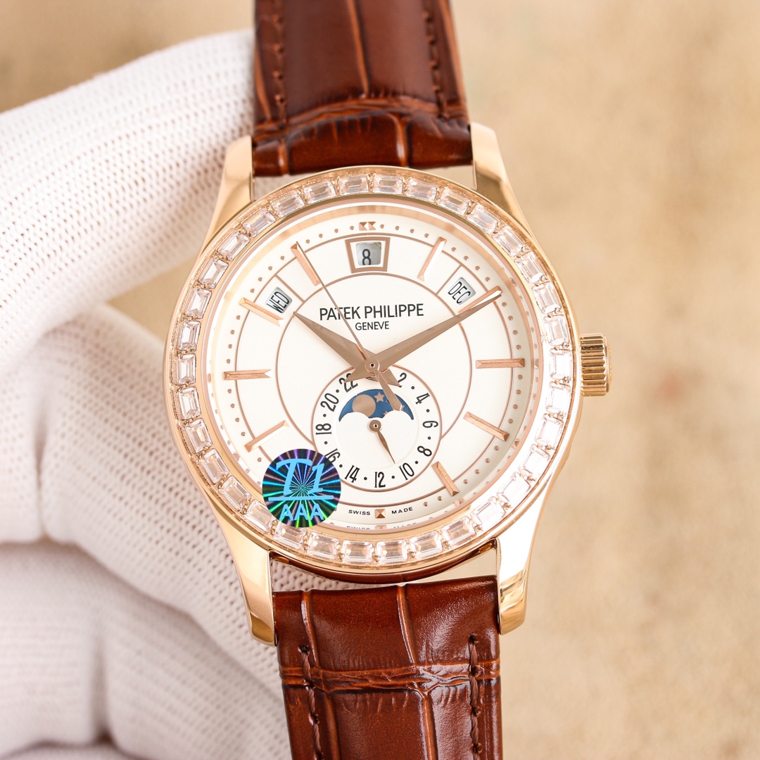 NO:337437,White and gold TW Factory wall crack recommendation, heavy money to create a classic timepiece] - Patek Philippe complex multi-function series 5905R-010 is now available, and the first Nautilus complex watch launched so far creates a casual sports watch with super complex technology. 1 The small body panel has the following functions: 12 o'clock calendar function 10 o'clock week function 2 o'clock week function 6 o'clock 24 hours. All functions can be used normally. 2 movement adopts a replica Cal.240 automatic winding movement, which perfectly interprets the functions while realizing the appearance. 3 The independent watchmaker of the modification master participates in the customization of the modified dial color, giving the unique watch an interesting soul!  Craftsmanship masterpieces welcome to taste it!  ,,patek philippe19860909白 金 TW Factory墙裂推荐 重金打造经典时计】——百达翡丽复杂多功能系列5905R-010重磅登场,迄今推出的首款Nautilus复杂腕表,以超复杂的工艺技术打造休闲运动腕表. 1小身板大能量尽揽以下功能∶12点位日历功能 10点位星期功能 2点位星期功能 6点位24小时.所有功能都可正常使用. 2机芯采用复刻版Cal.240自动上链机芯,在实现外观的逼真前提下,功能一并完美诠释. 3改装大师独立制表人,倾情参与定制改装表盘颜色,给予独一无二的腕表增添有趣的灵魂！ 匠心力作 欢迎各位表友品鉴！,,patek philippe,Watch