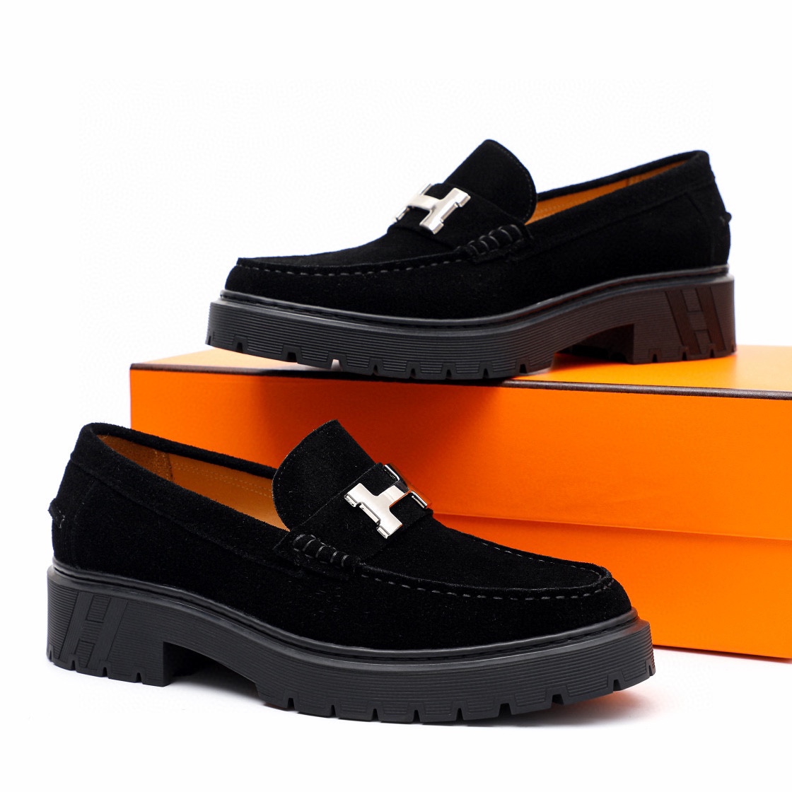Elegant Black Suede Loafers with Silver Buckle, sizes 39-44, Comfortable and Stylish 1 Elegant Black Suede Loafers with Silver Buckle, sizes 39-44, Comfortable and Stylish