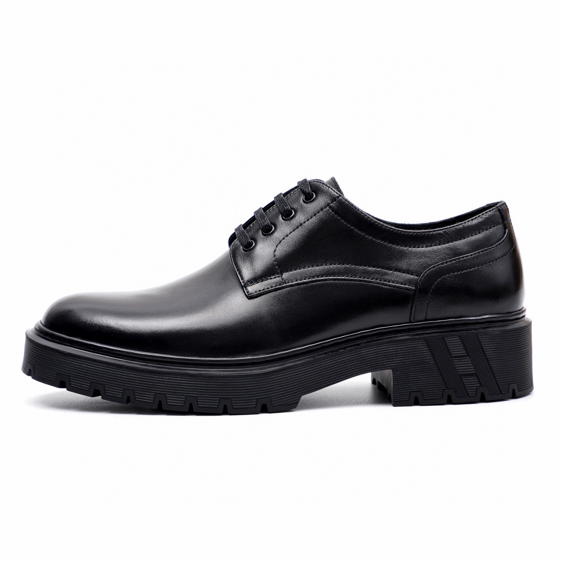 Hermès Men's Black Leather Mocassin Shoes with Golden Gancio Detail 7 i1744521539 5481 5