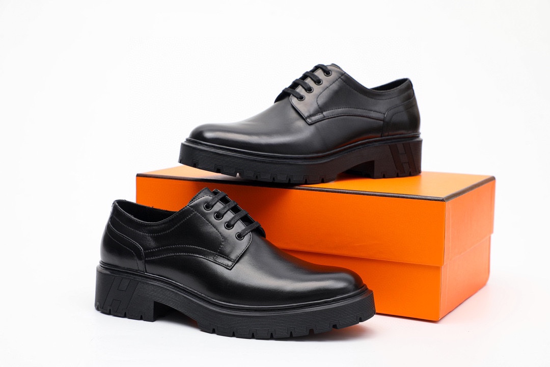 Hermès Men's Black Leather Mocassin Shoes with Golden Gancio Detail 1 Hermès Men's Black Leather Mocassin Shoes with Golden Gancio Detail