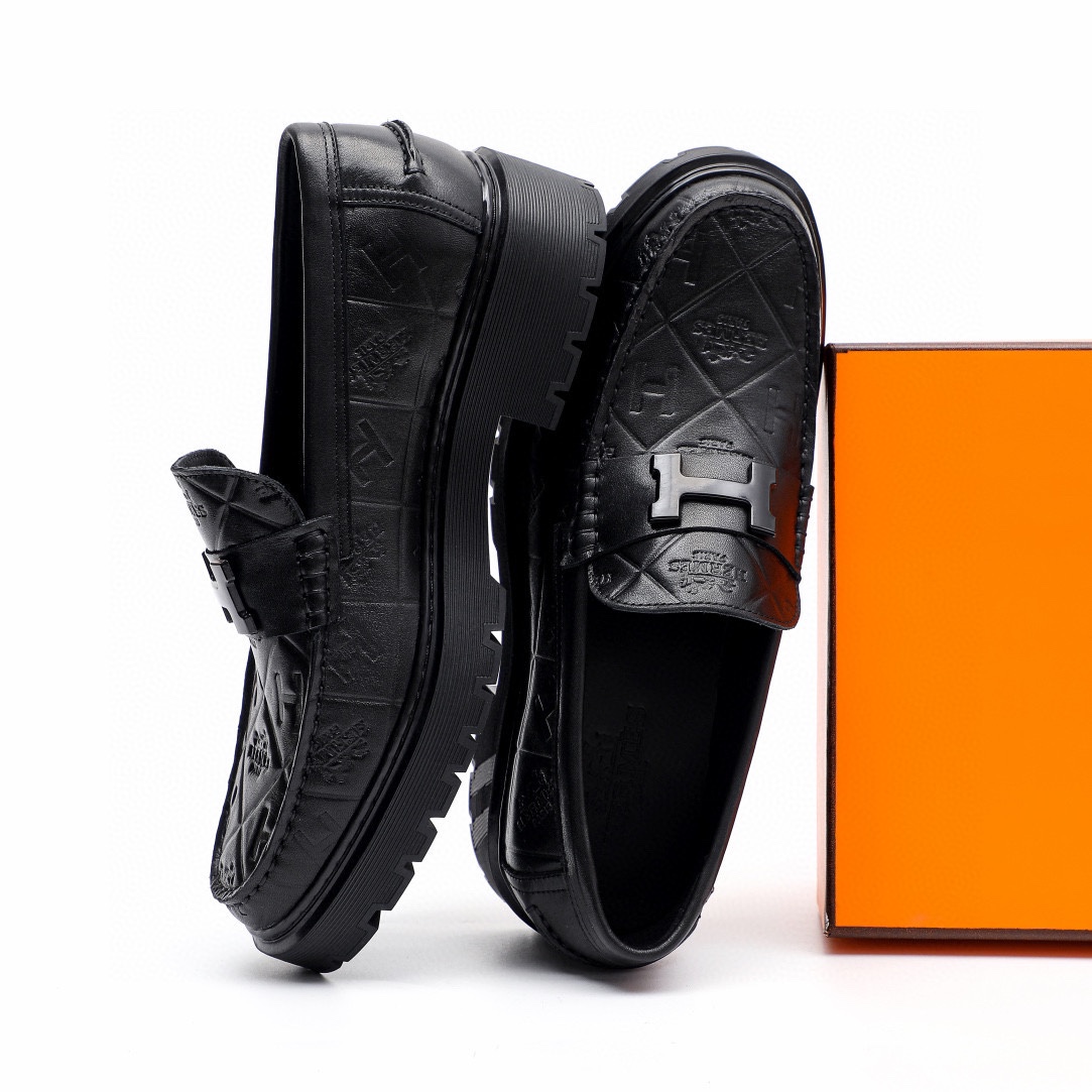 Hermes Men's Mocassin Shoes Premium Leather Loafers with Gancio Detail 8 i1744521614 1311 6
