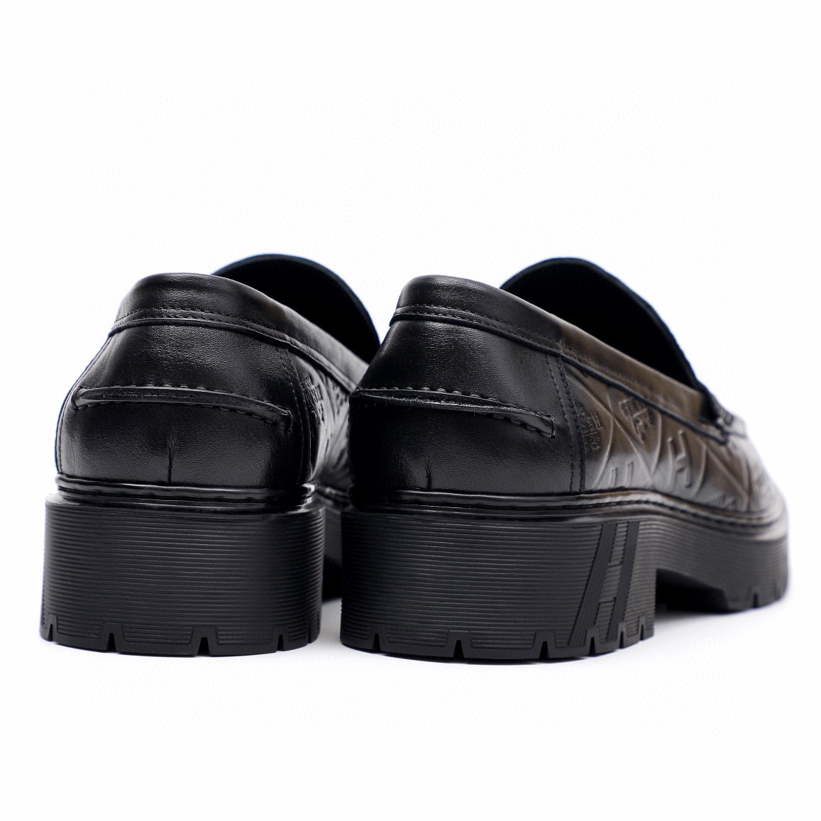 Hermes Men's Mocassin Shoes Premium Leather Loafers with Gancio Detail 9 i1744521614 1796 7